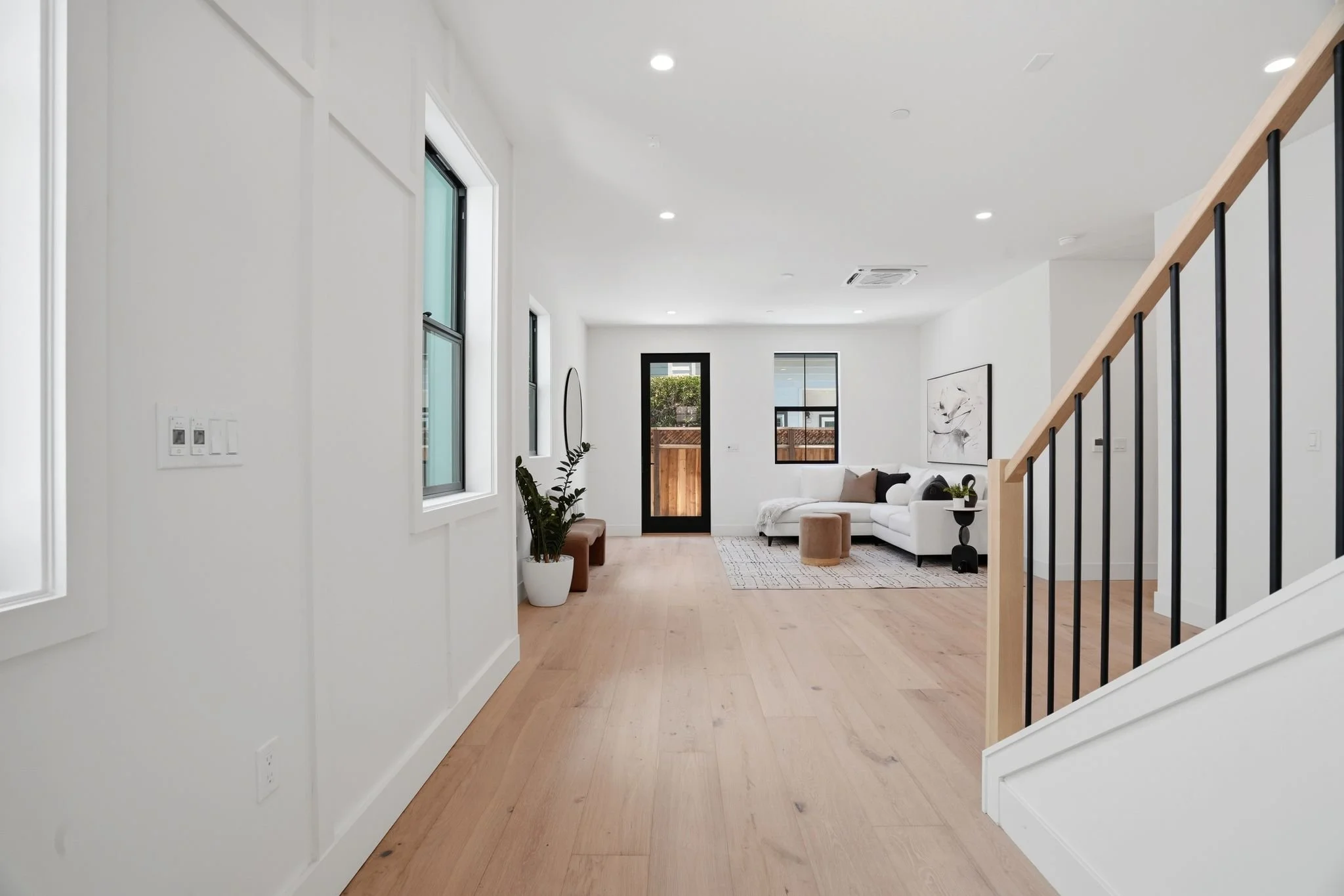122 Sunnyside Ave-4.jpg
