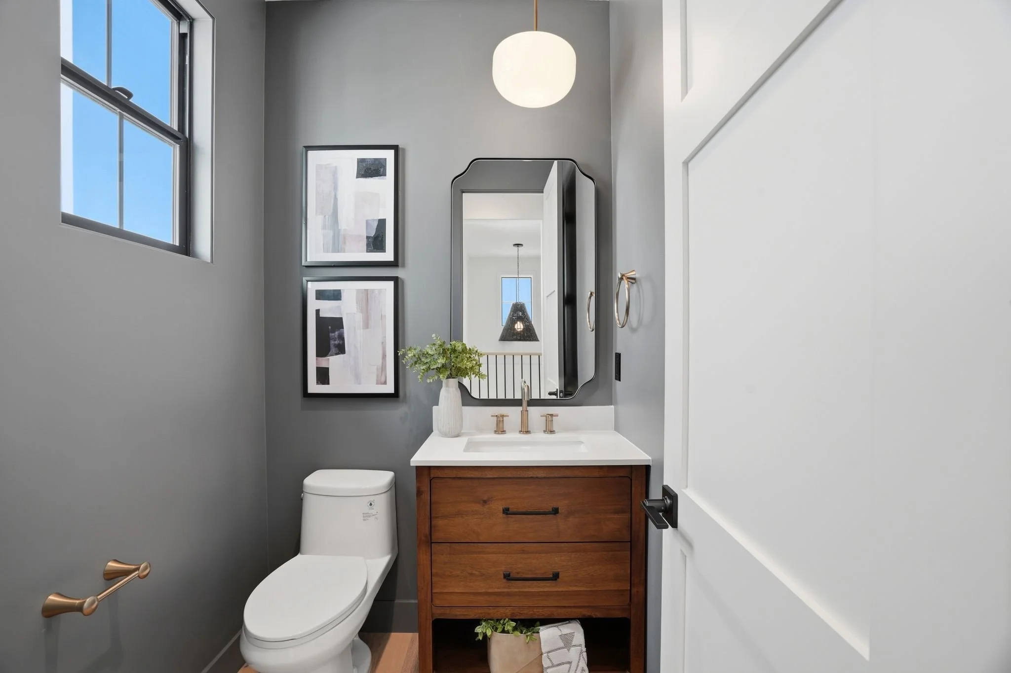 122 Sunnyside Ave-27.jpg