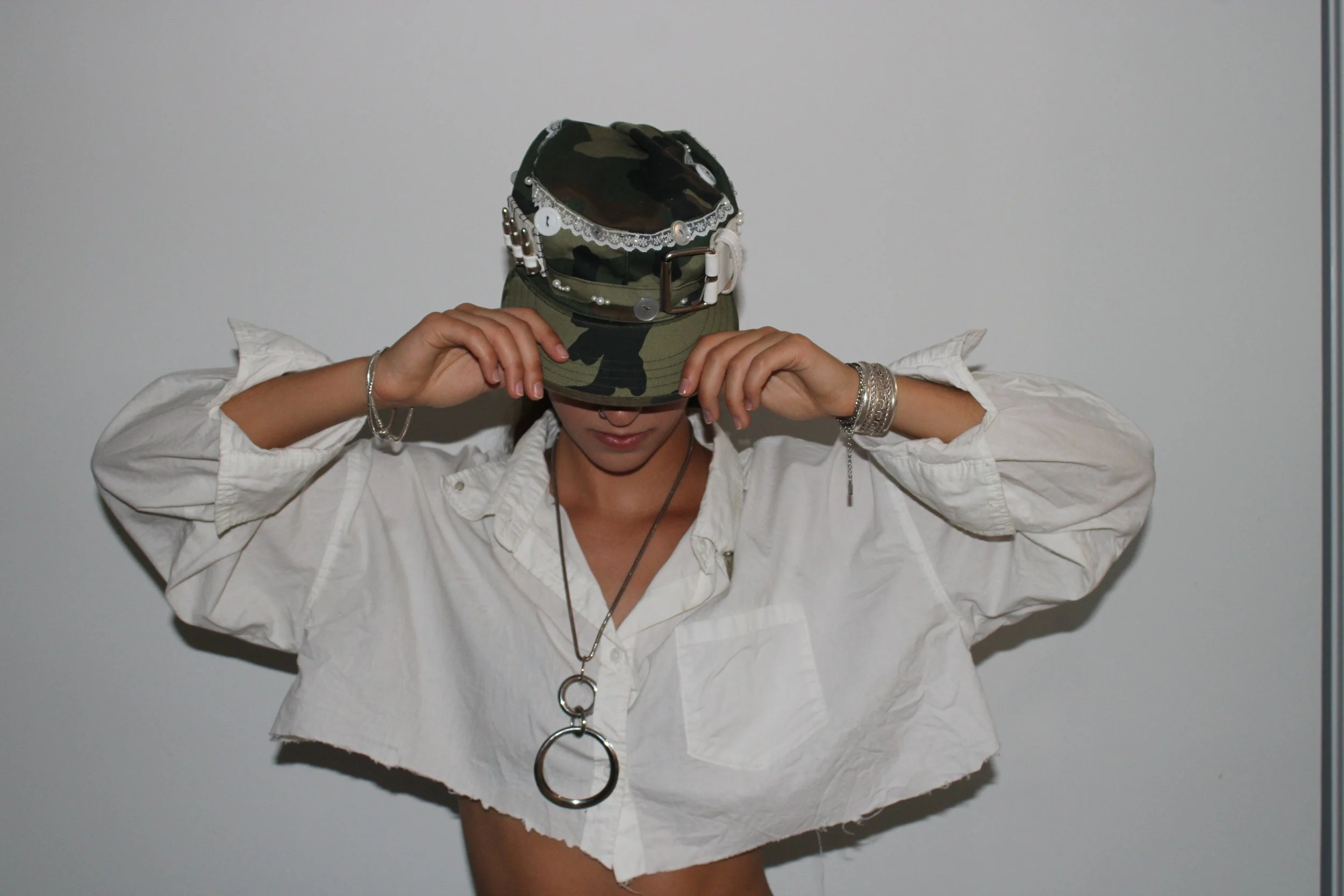 Bullet belt camo hat