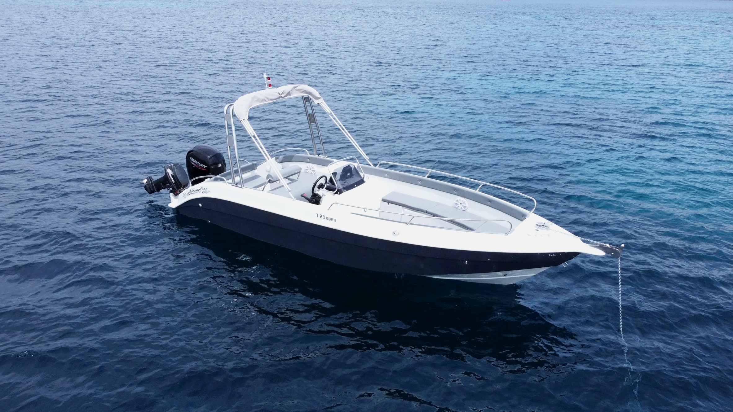 Luxury private speed boat charter in Athens - Hellenic Speed Boats