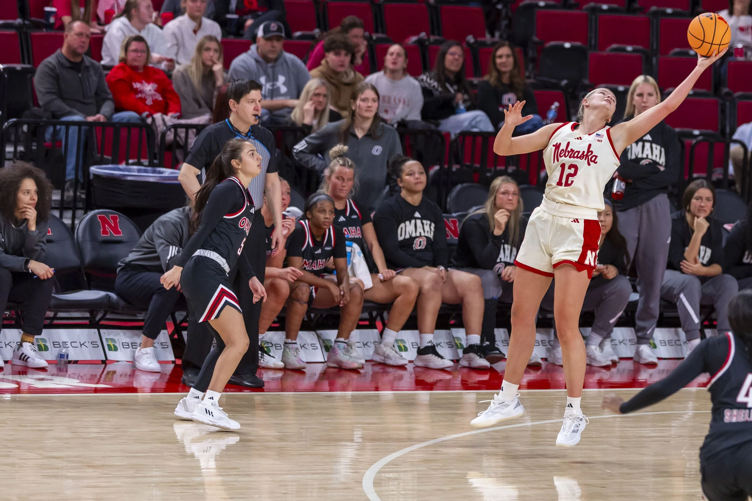 WBB vs UNO-DG082.jpg