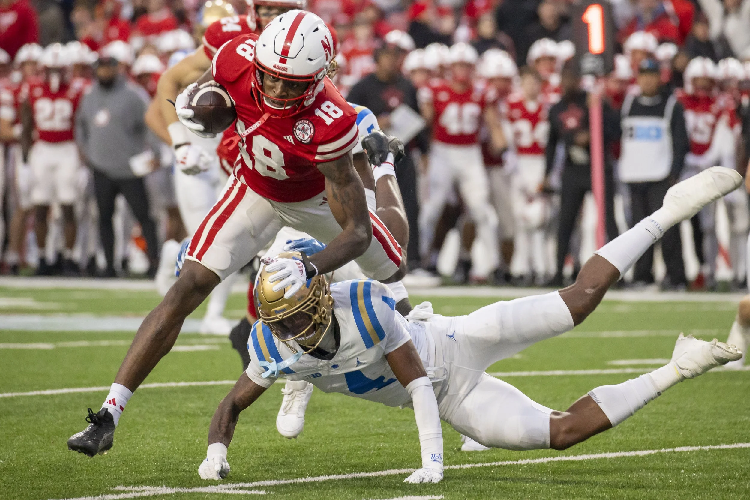 FB vs UCLA- DG131.jpg