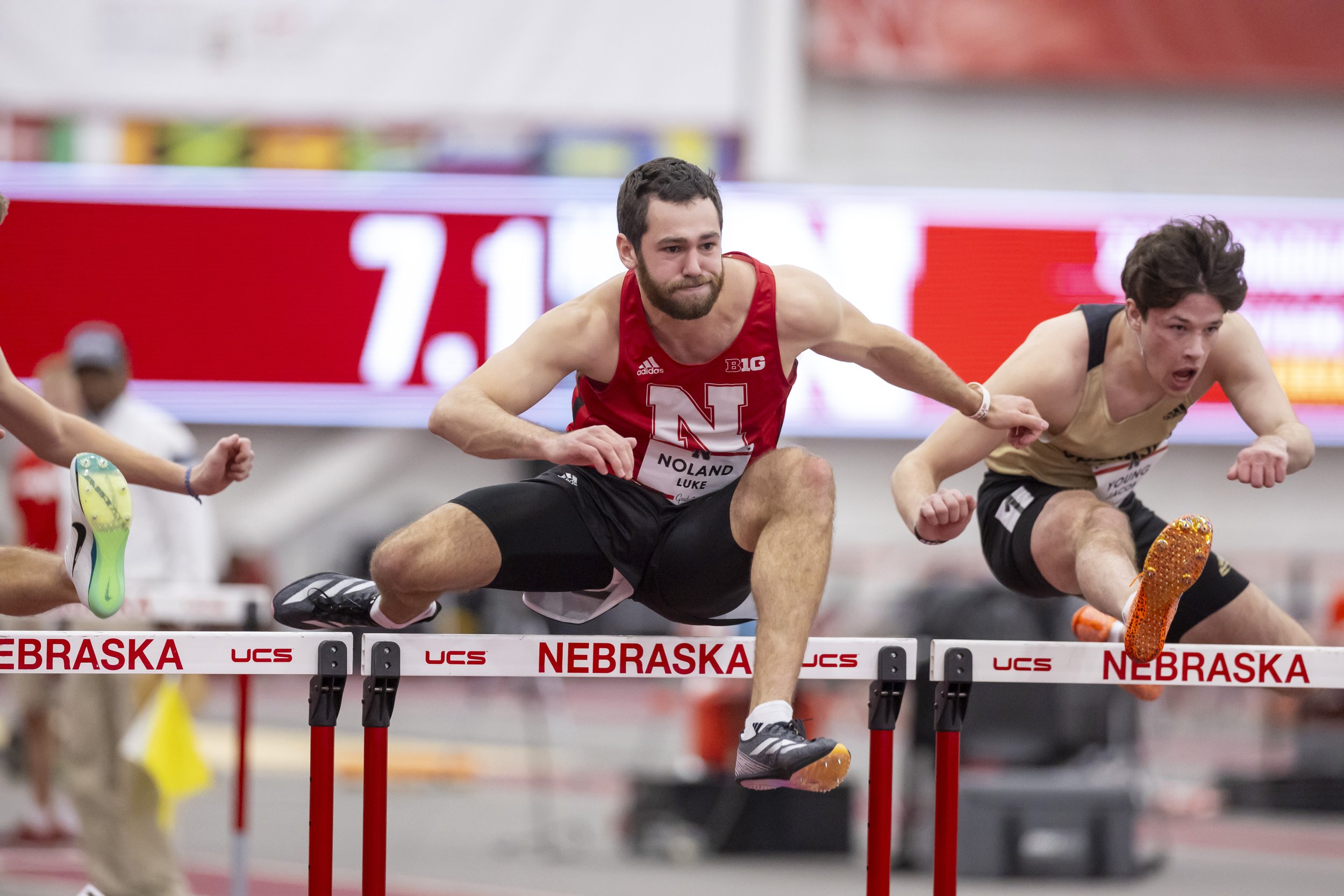 T&F Graduate Classic Day 2-DG007.jpg