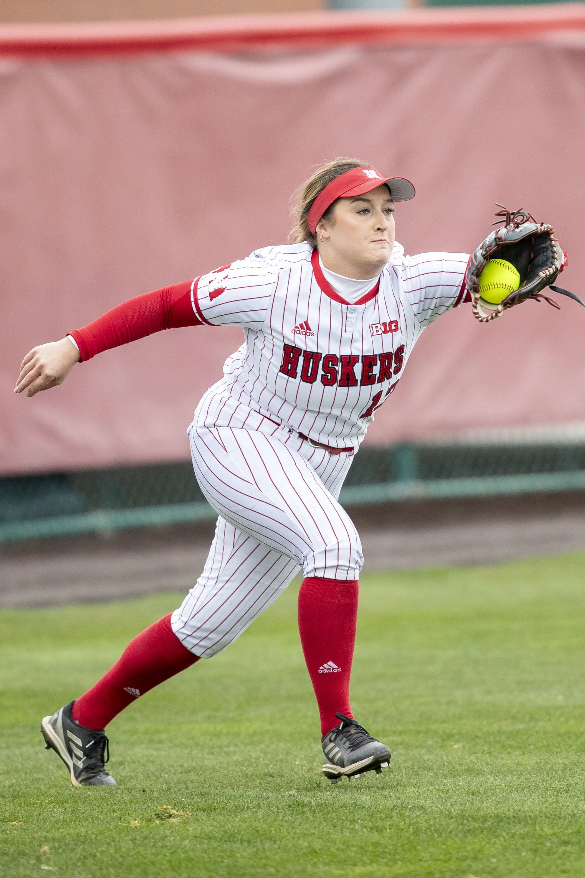 Softball vs Minnesota G3- DG064.jpg