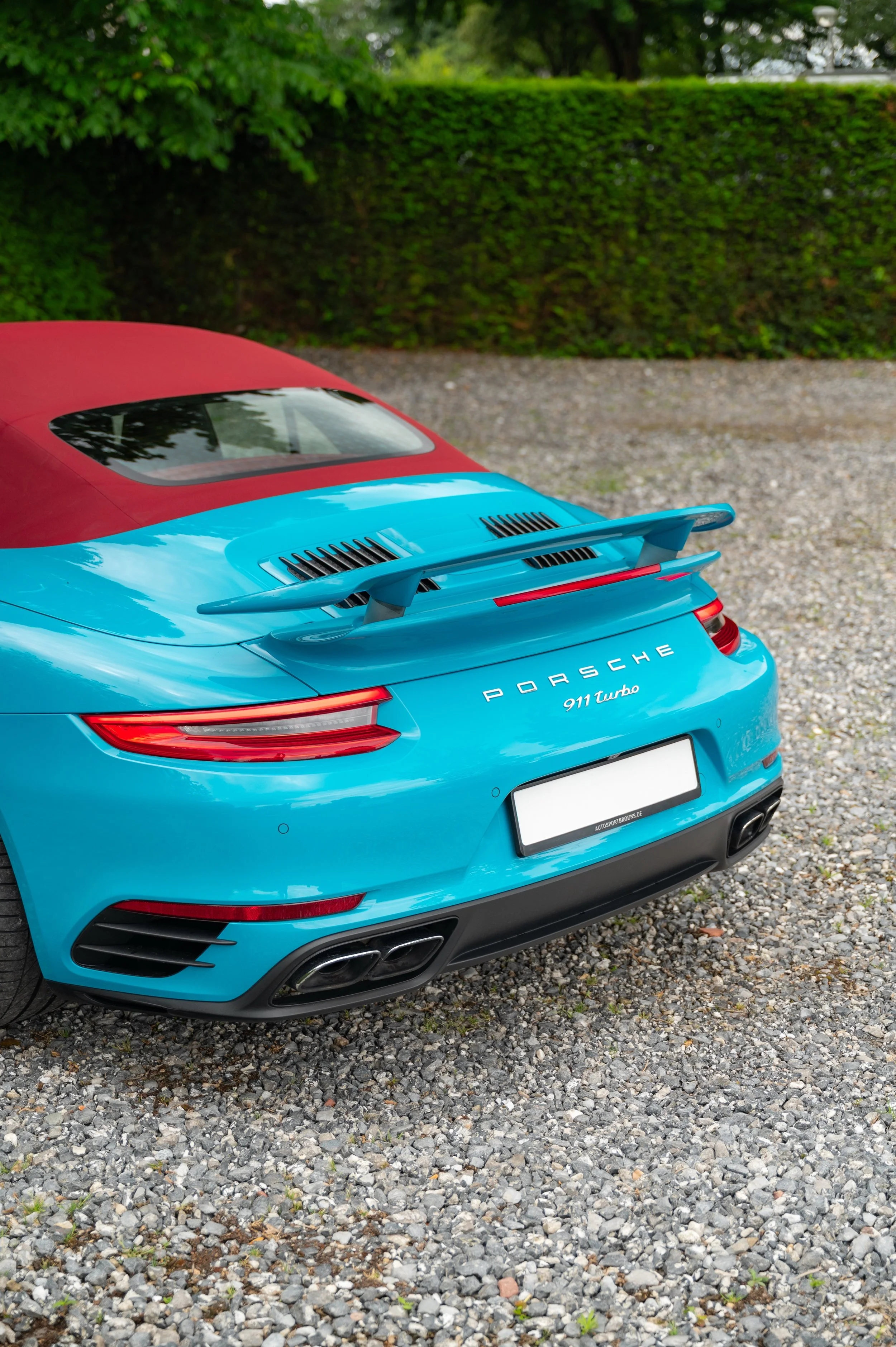 Lak en exterieur in verzorgde showroomstaat