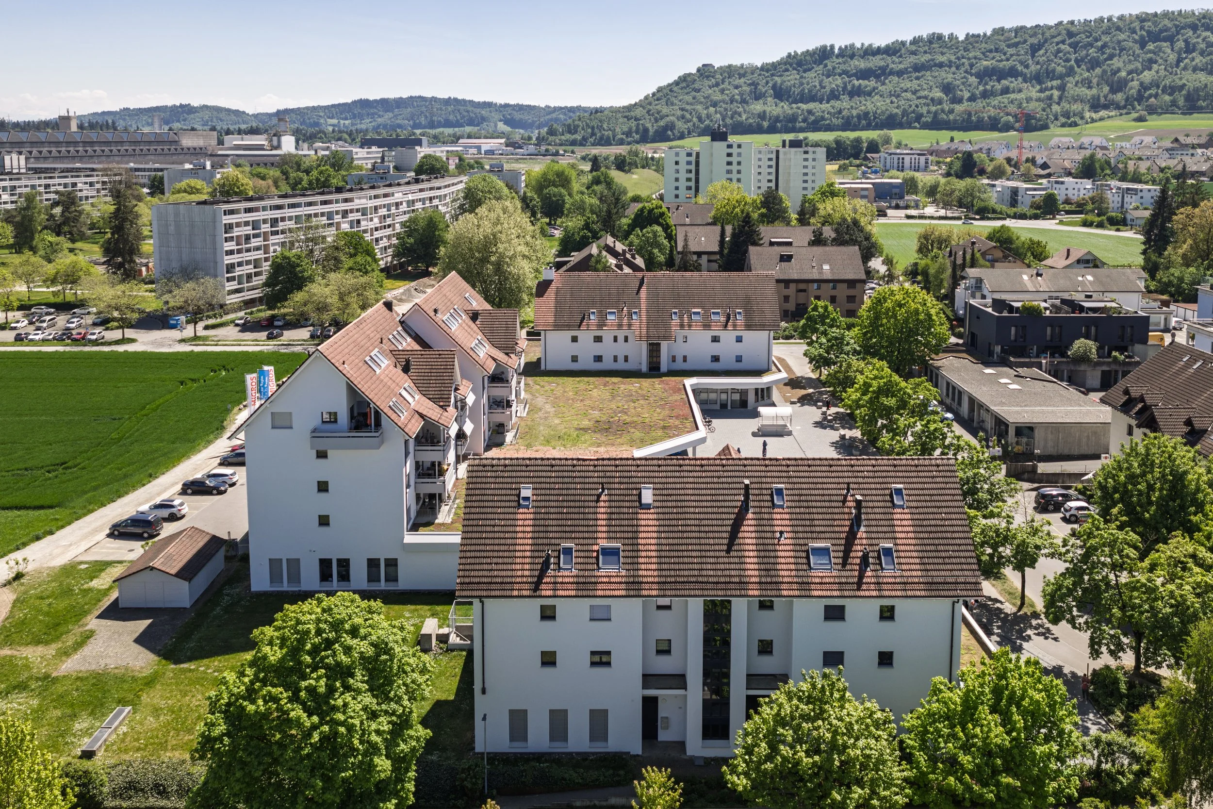 MKPHOTO-Architekturfotograf-Aarau-Überbauung Flachserstrasse -Lupfig-14.jpg