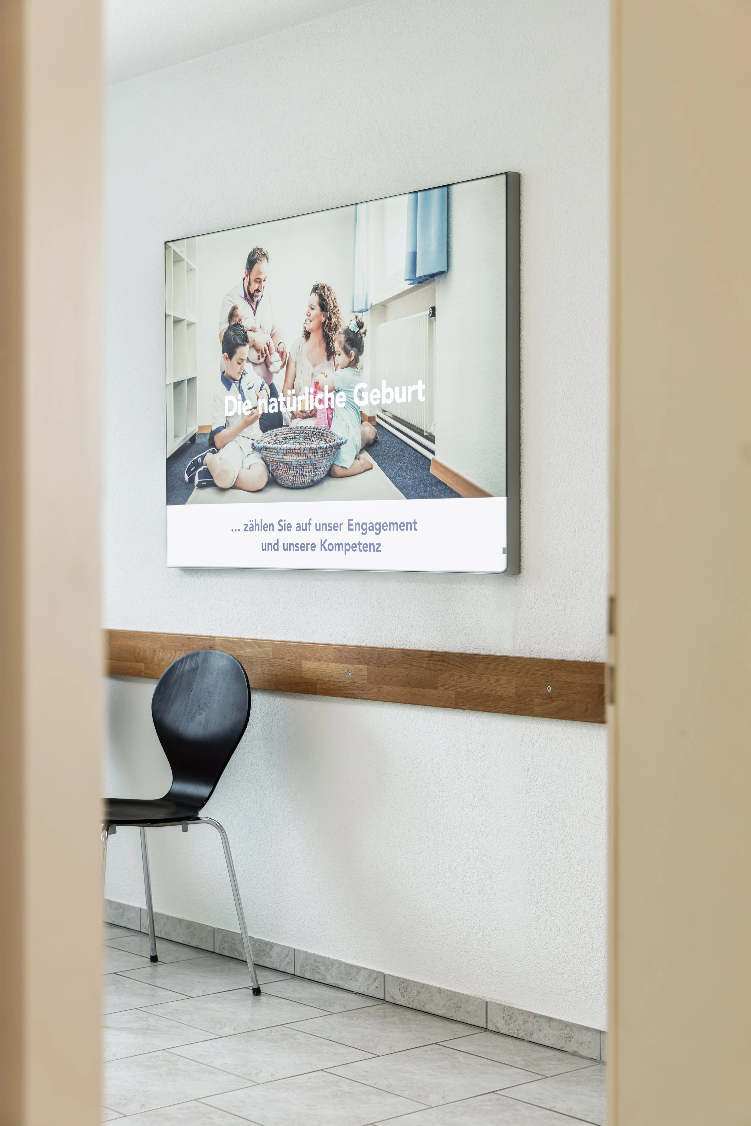 MKPHOTO-Architekturfotograf-Aarau-Praxis GUF-Schönenwerd-21.jpg