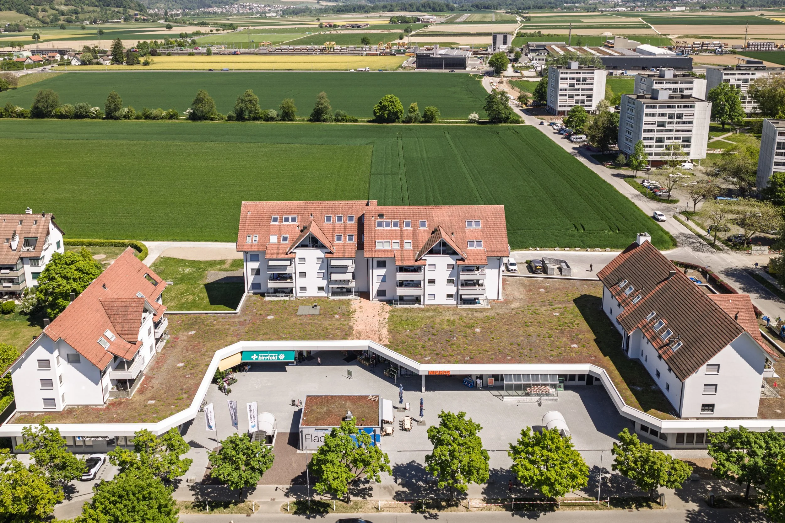 MKPHOTO-Architekturfotograf-Aarau-Überbauung Flachserstrasse -Lupfig-17.jpg