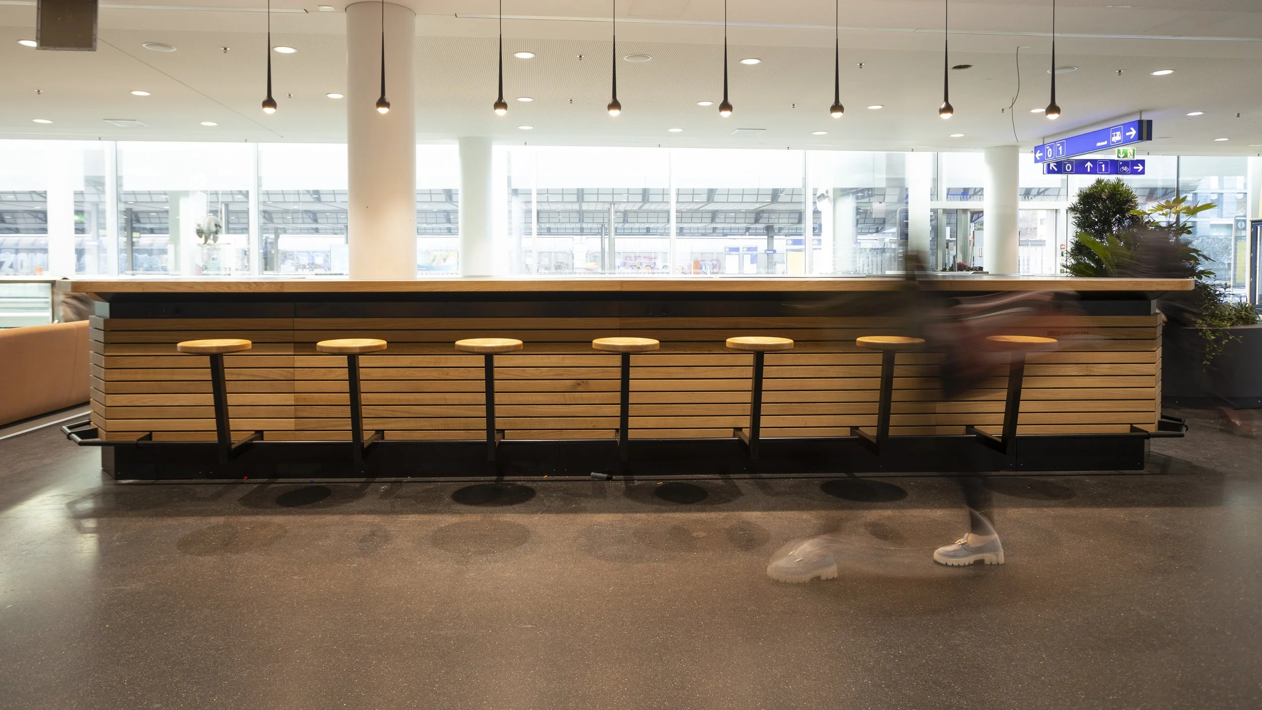 Publikumsmöblierung SBB Bahnhof Aarau