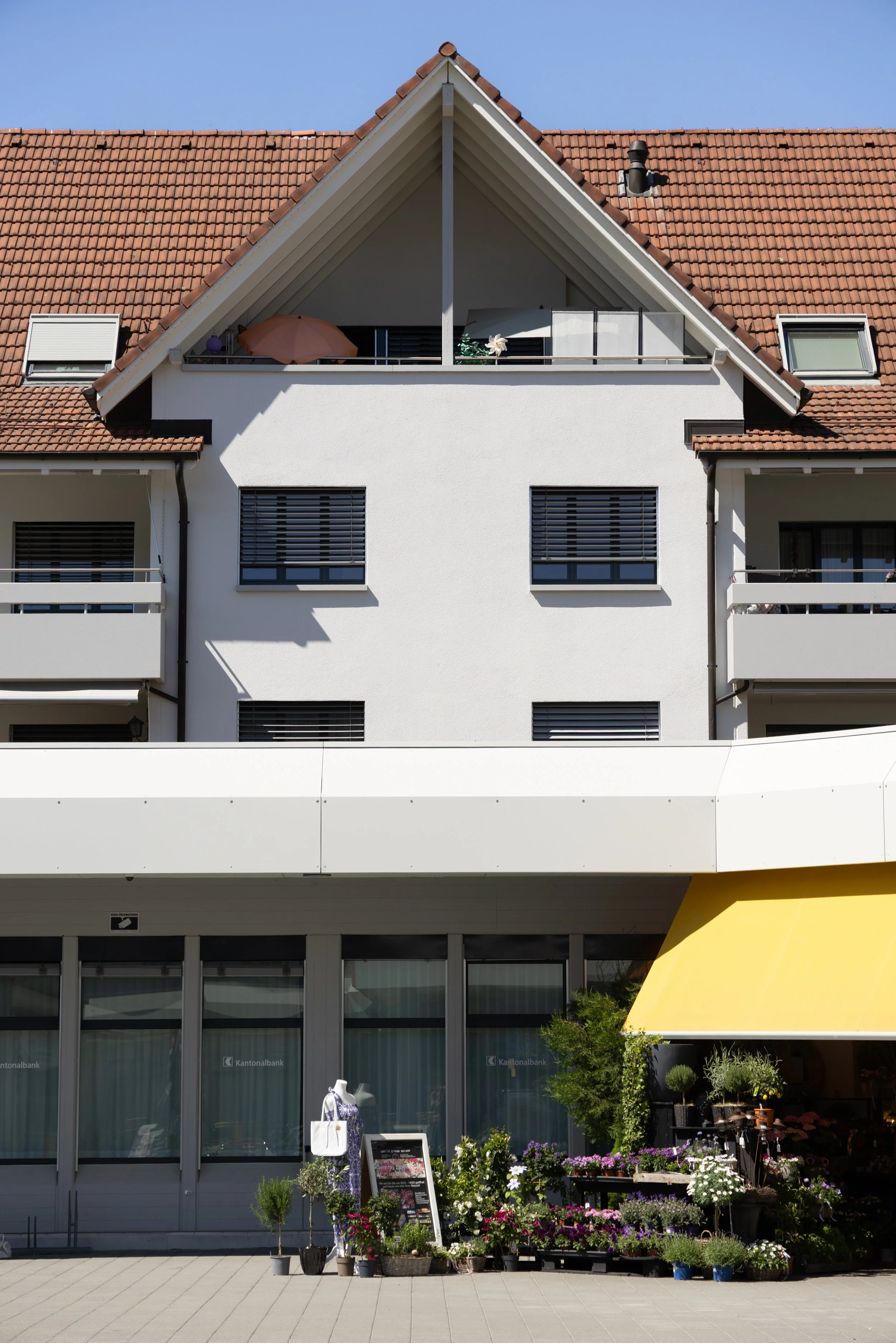 MKPHOTO-Architekturfotograf-Aarau-Überbauung Flachserstrasse -Lupfig-23.jpg