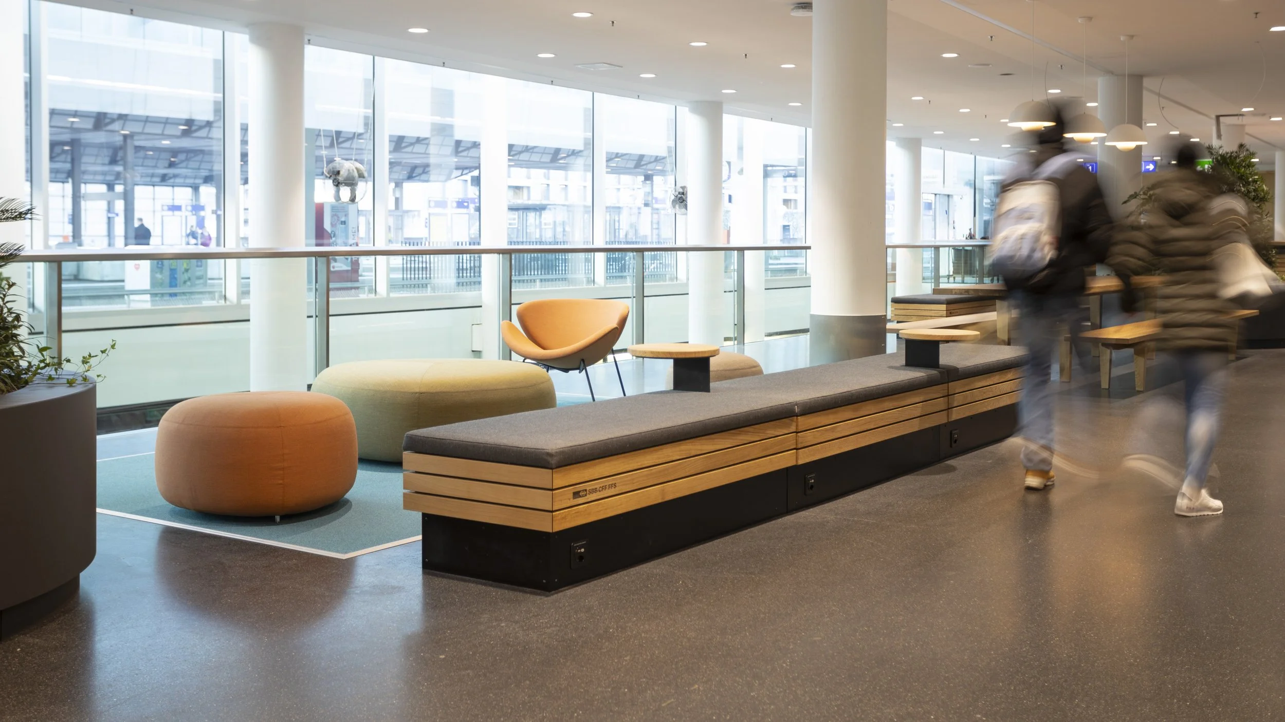 Publikumsmöblierung SBB Bahnhof Aarau