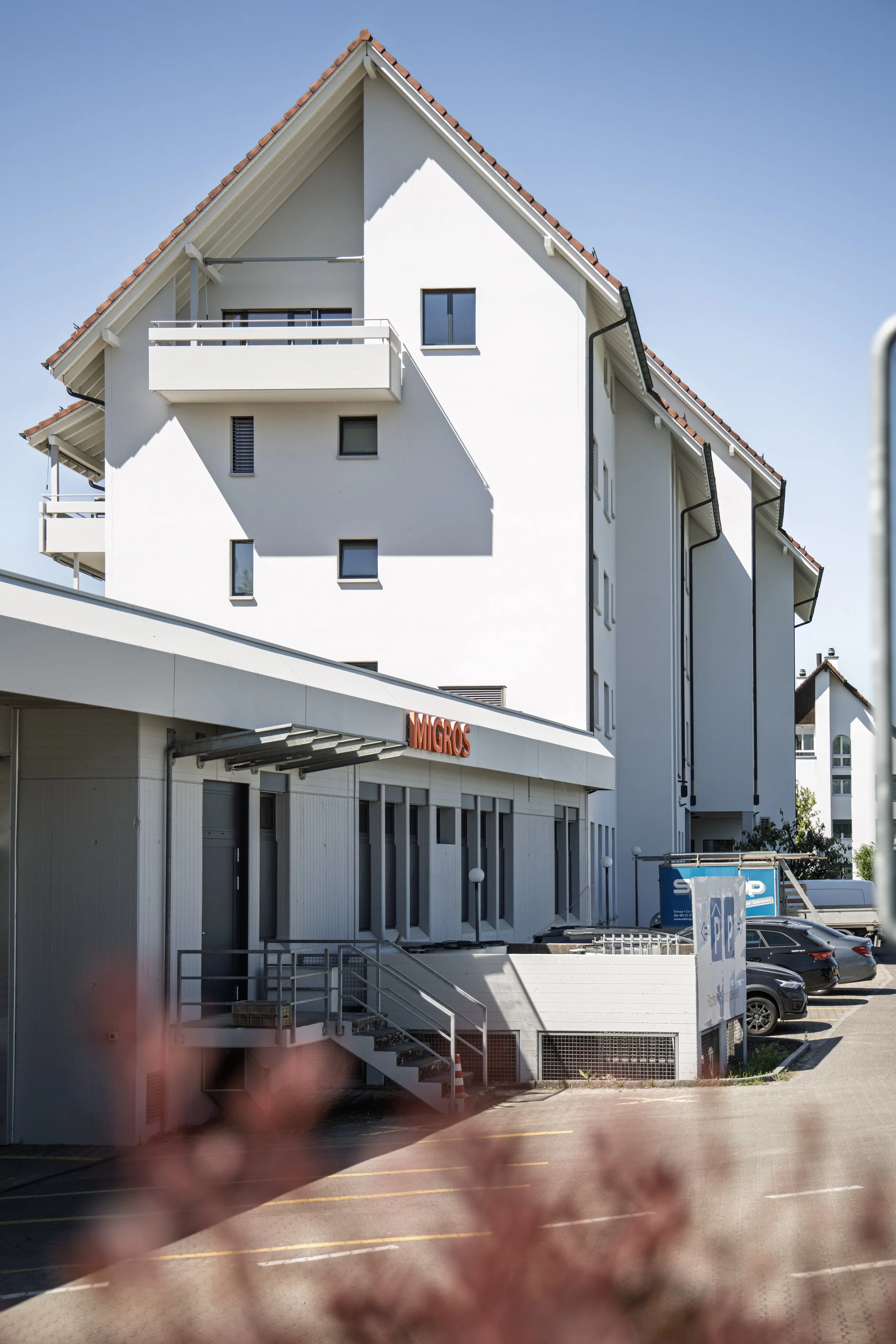 MKPHOTO-Architekturfotograf-Aarau-Überbauung Flachserstrasse -Lupfig-04.jpg