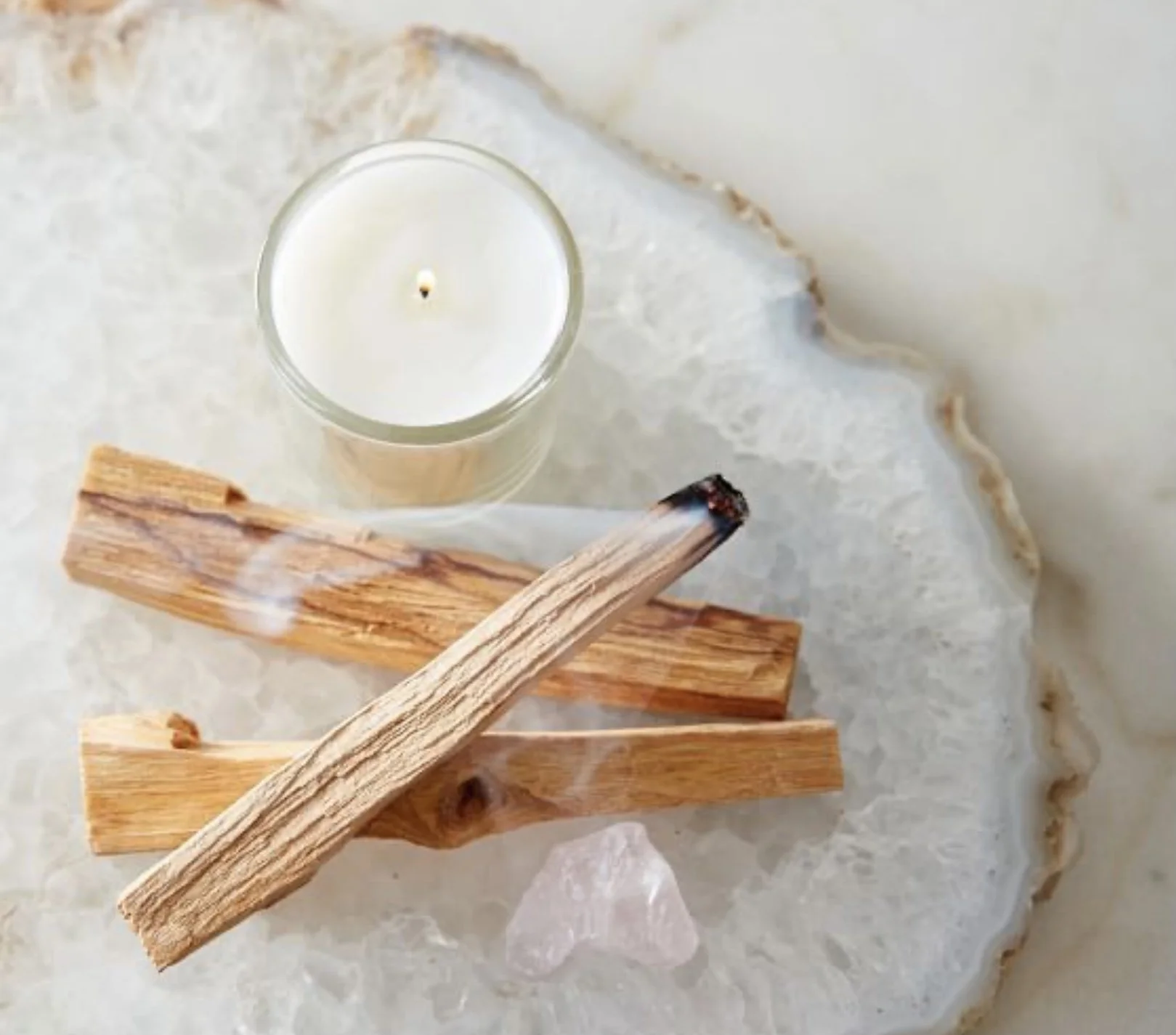 🪬 The Magic of Palo Santo: A Little Smoke, a lot of Good Vibes 