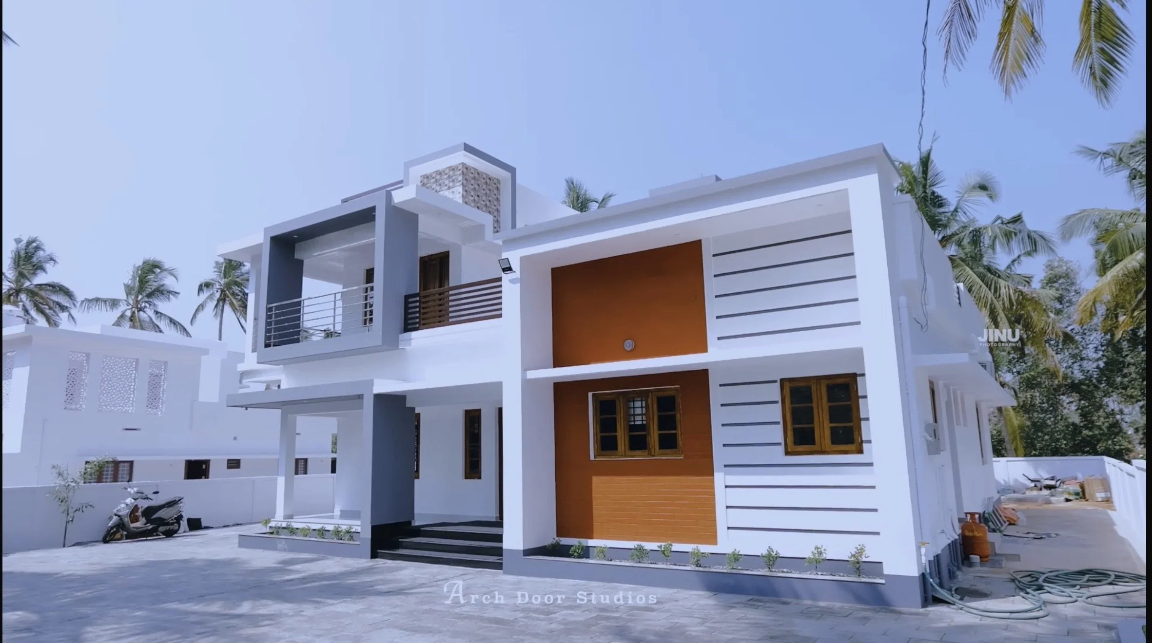 RESIDENCE FOR MR. ARUN & FAMILY - Mangalam, Palakkad