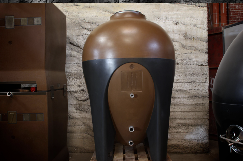 amphora-concrete-wine-tank