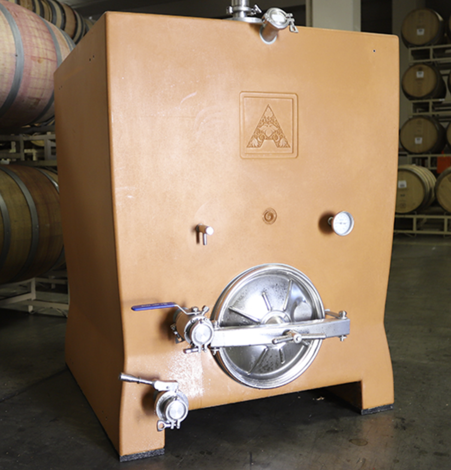 NUBARREL - 9hl Concrete Wine Tank.