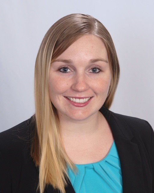 A Registered Nurse that helps people organize essential life documents today, bringing peace and clarity, while supporting them to communicate their wishes to their loved ones allowing for peace and clarity during end of life.