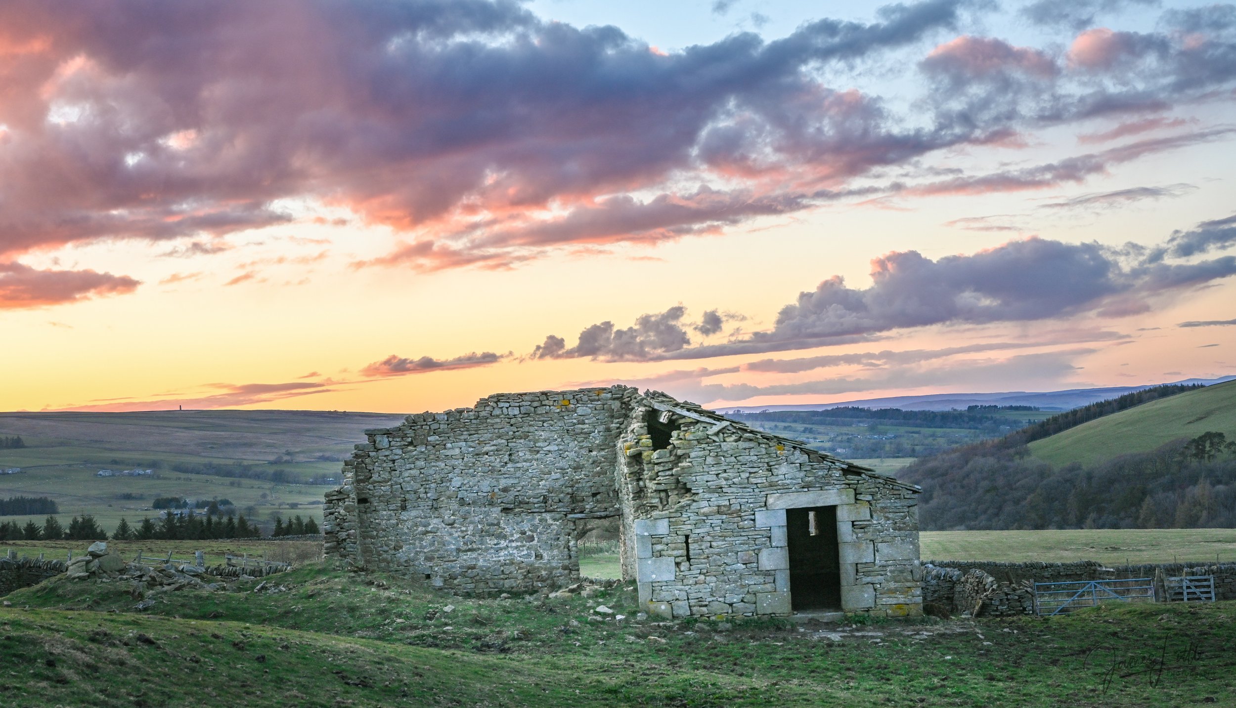 An old farmhouse building near the trekking centre at Sinderhope. 