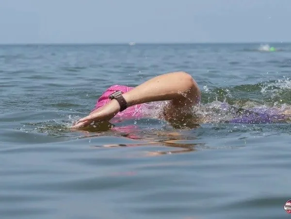 An Ohio woman navigates life with disruptive pulsatile tinnitus.