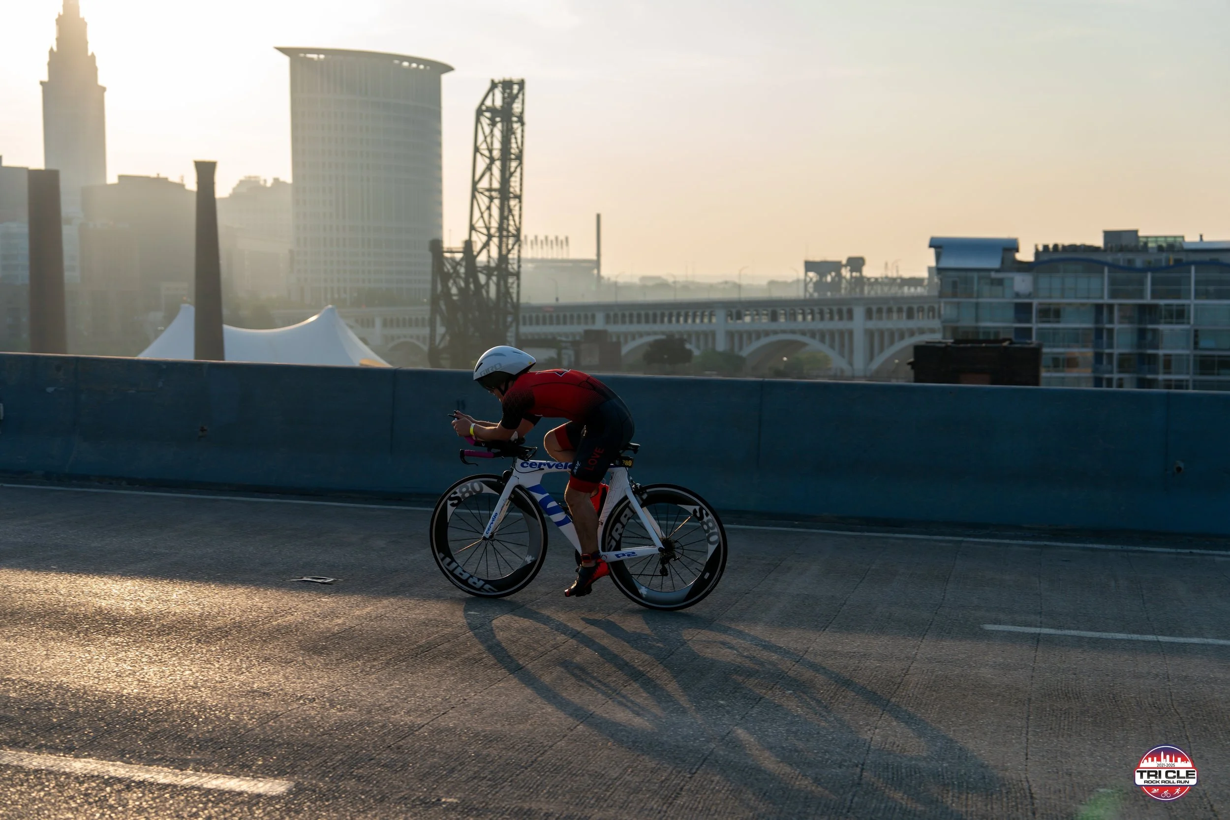 cyclist on the Memorial Shoreway