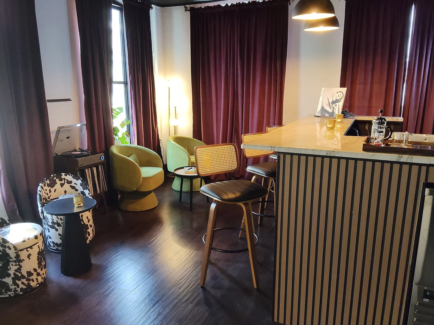 Vinyl listening room
