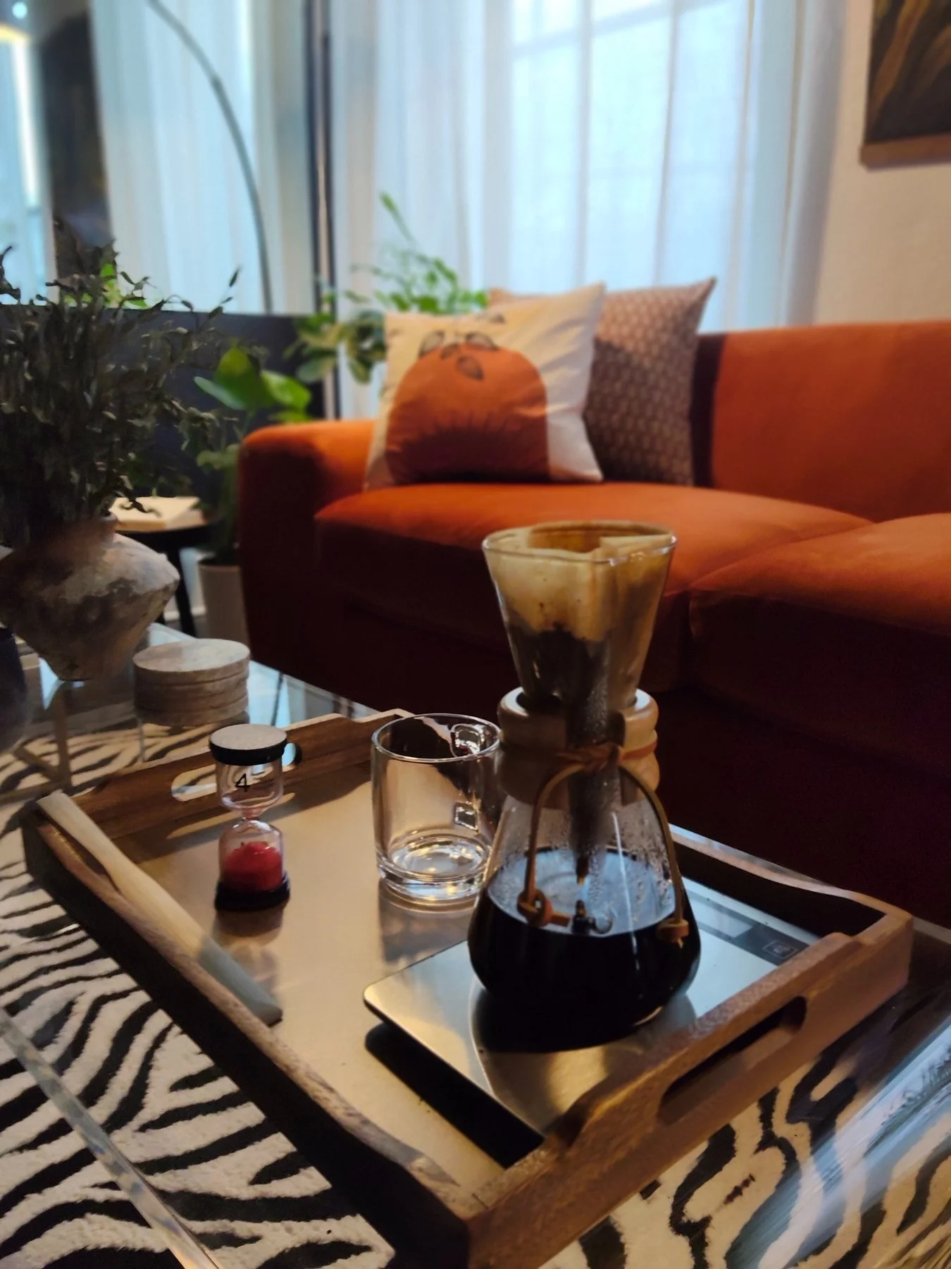 Freshly brewed Chemex coffee at Analog Room