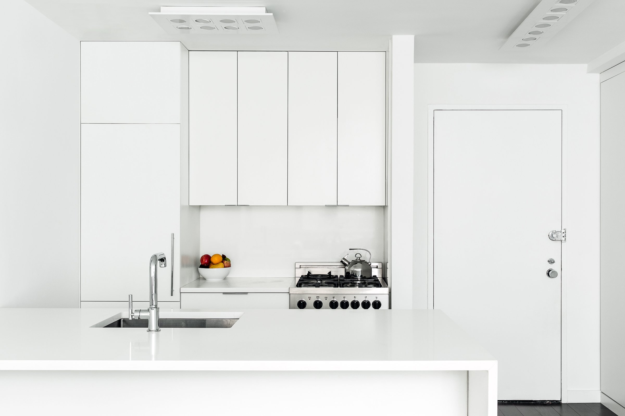 SB_JBA_335-KITCHEN WHITE EDIT.jpg