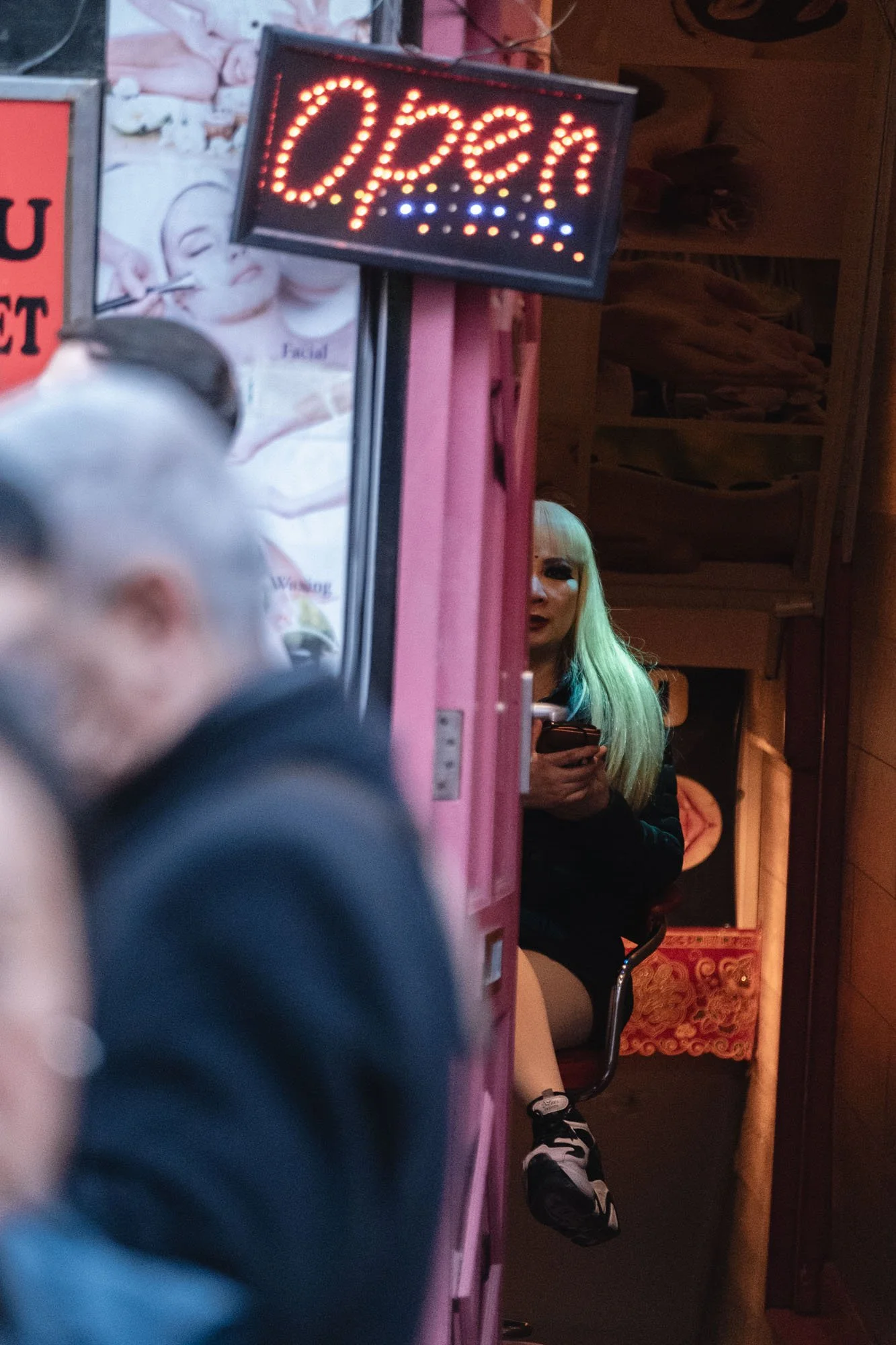 074Colour for iPad.jpg