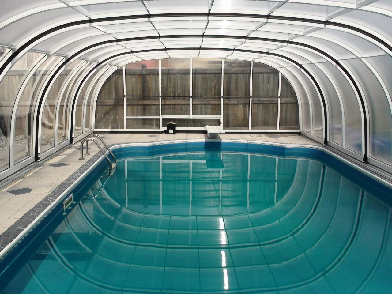 Laguna with lift up gate for diving board.jpg