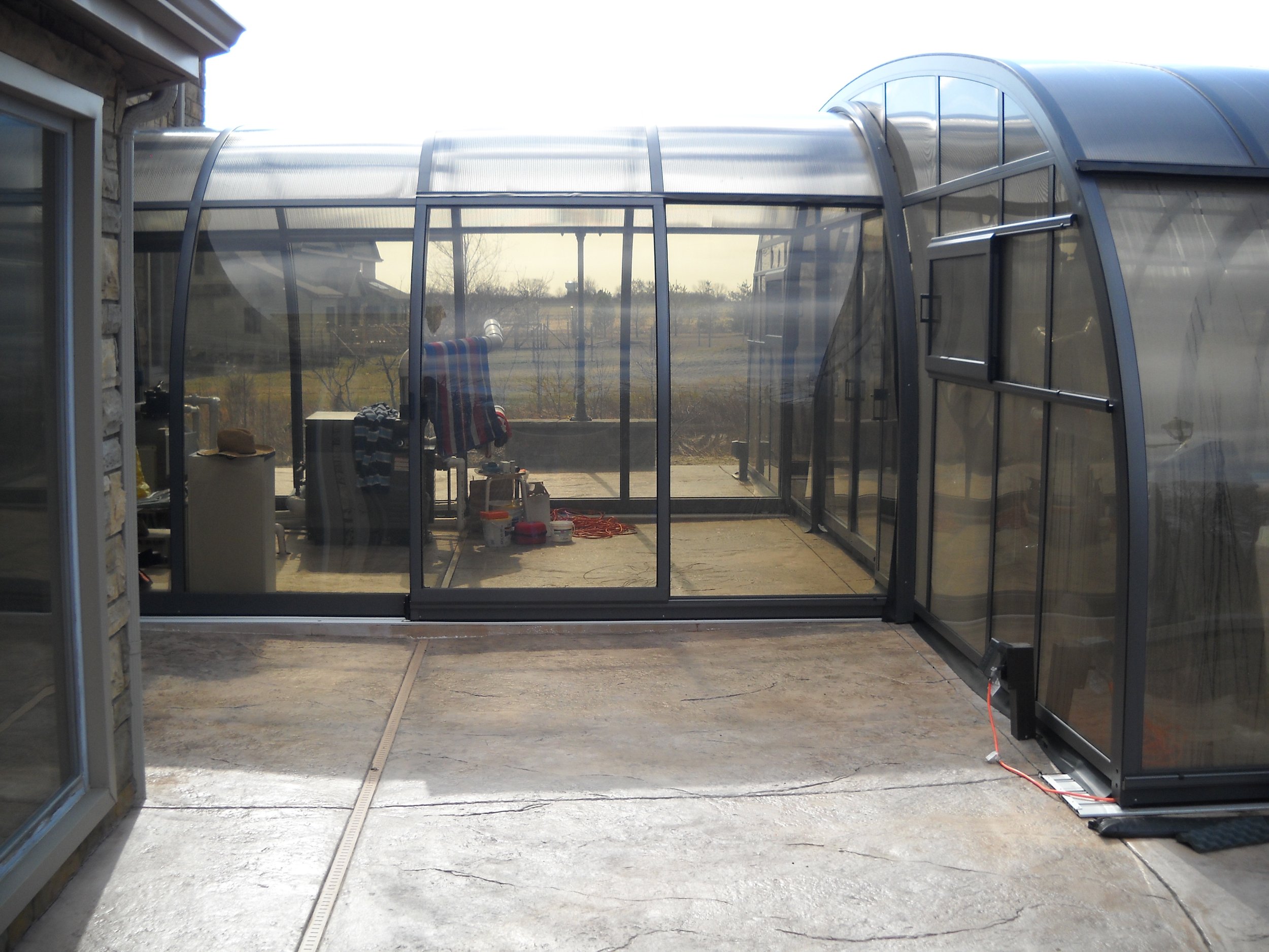 Laguna with tunnel.JPG