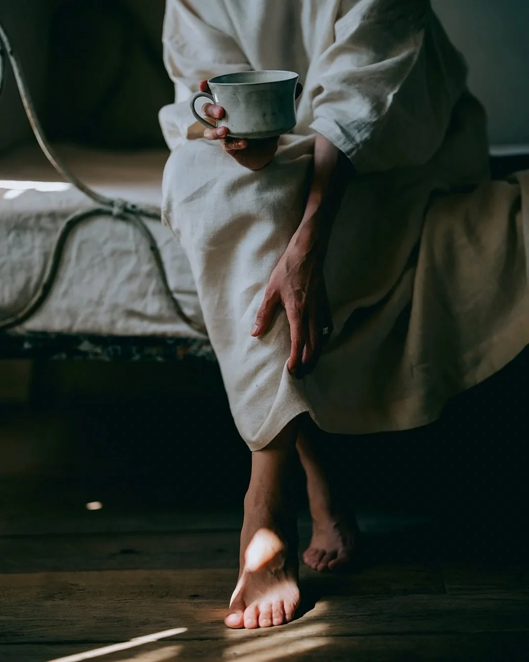 This month has asked for more quiet than words.
 Transitions layered on top of one another. Illness, then recovery. Days that narrowed to the essentials, and a season that insisted on rest rather than momentum.

I&rsquo;ve been moving more slowly&mda