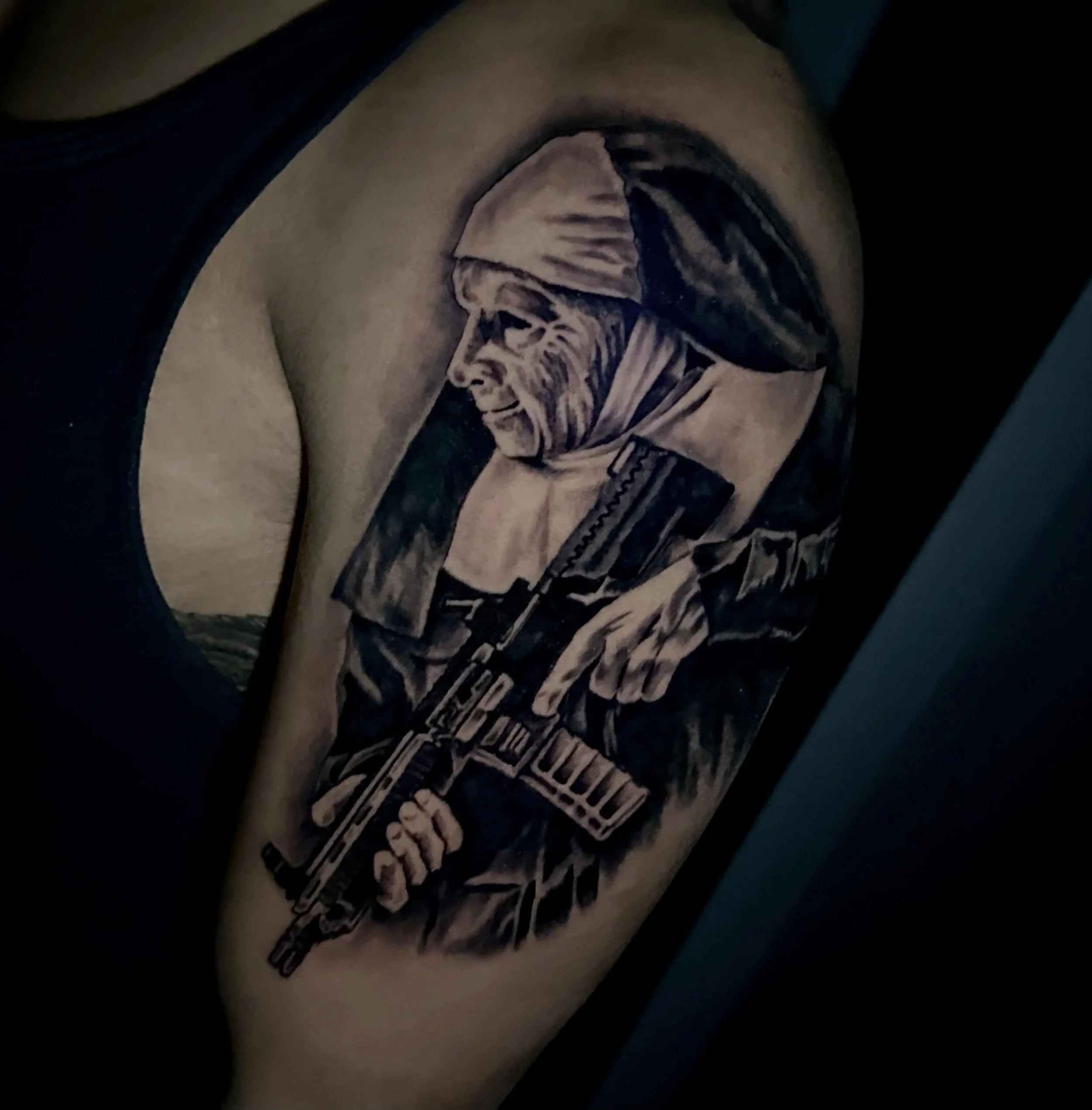 Fun piece for my client, from the movie The Town. Thanks for looking!
.
.
.
#movietattoo#blackandgreytattoo#realistictattoo#denvertattoo#coloradotattooartist