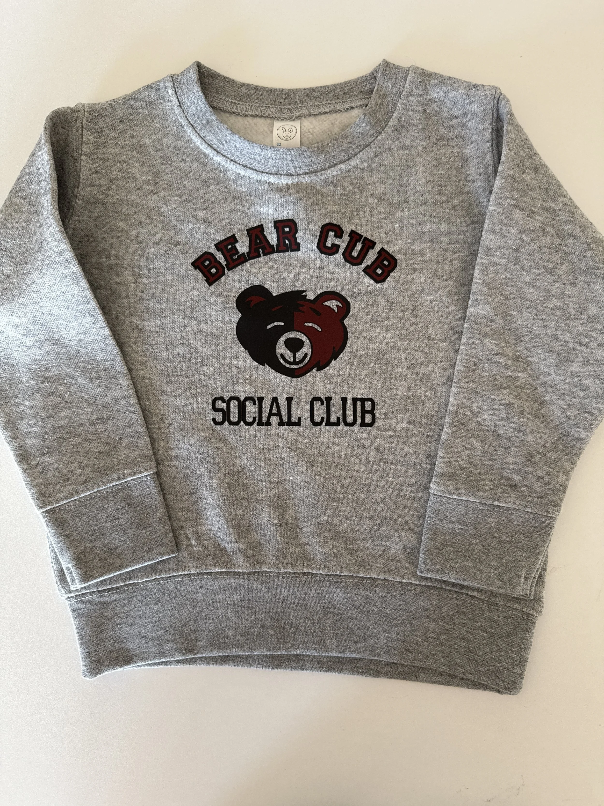 Bear Cub Social Sweatshirt - Size T2