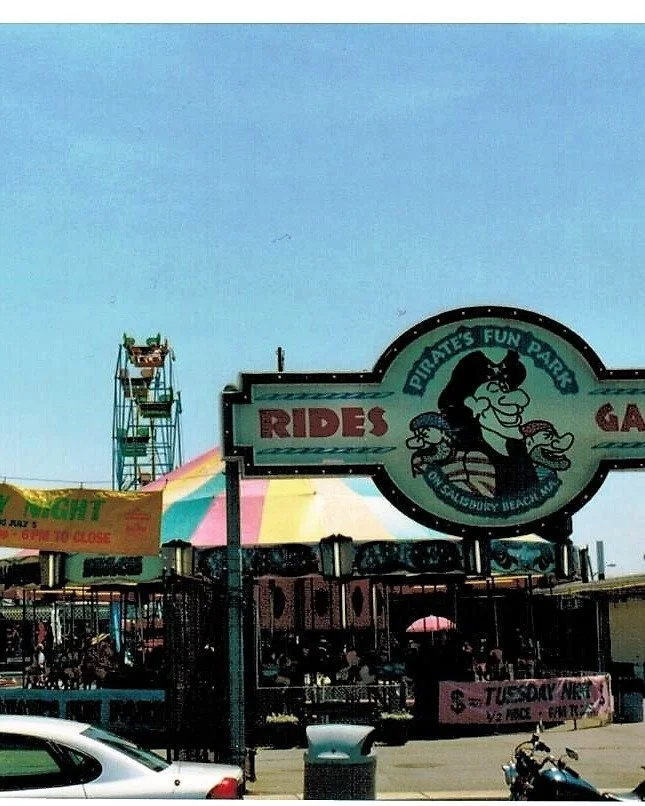 If you grew up in Massachusetts in the 80s or 90s, Pirates Fun Park was the spot. A full-on pirate-themed adventure park packed with go-karts racing through twists and turns, bumper boats splashing on the lake, mini-golf with pirate obstacles, battin