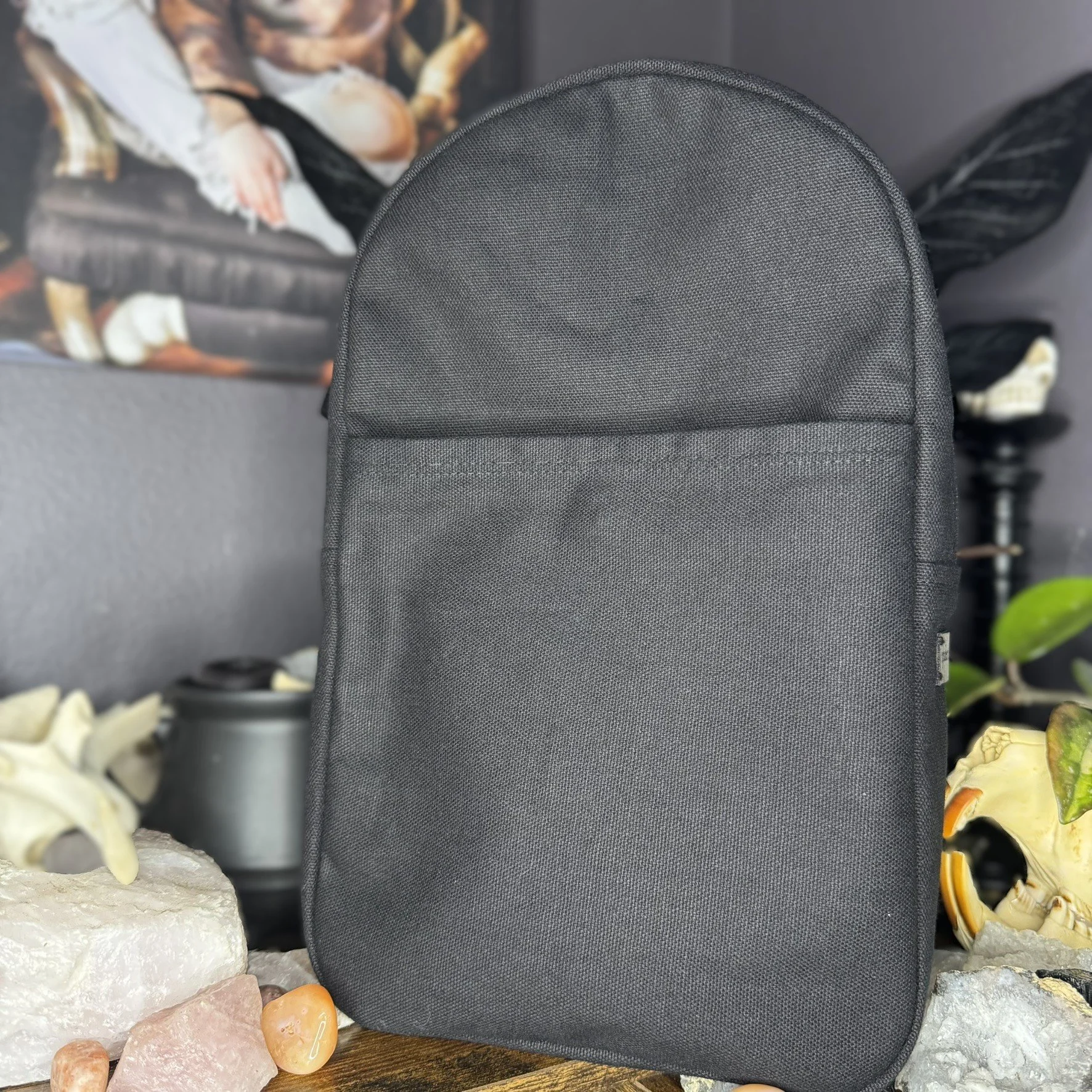 carnelian | sling backpack