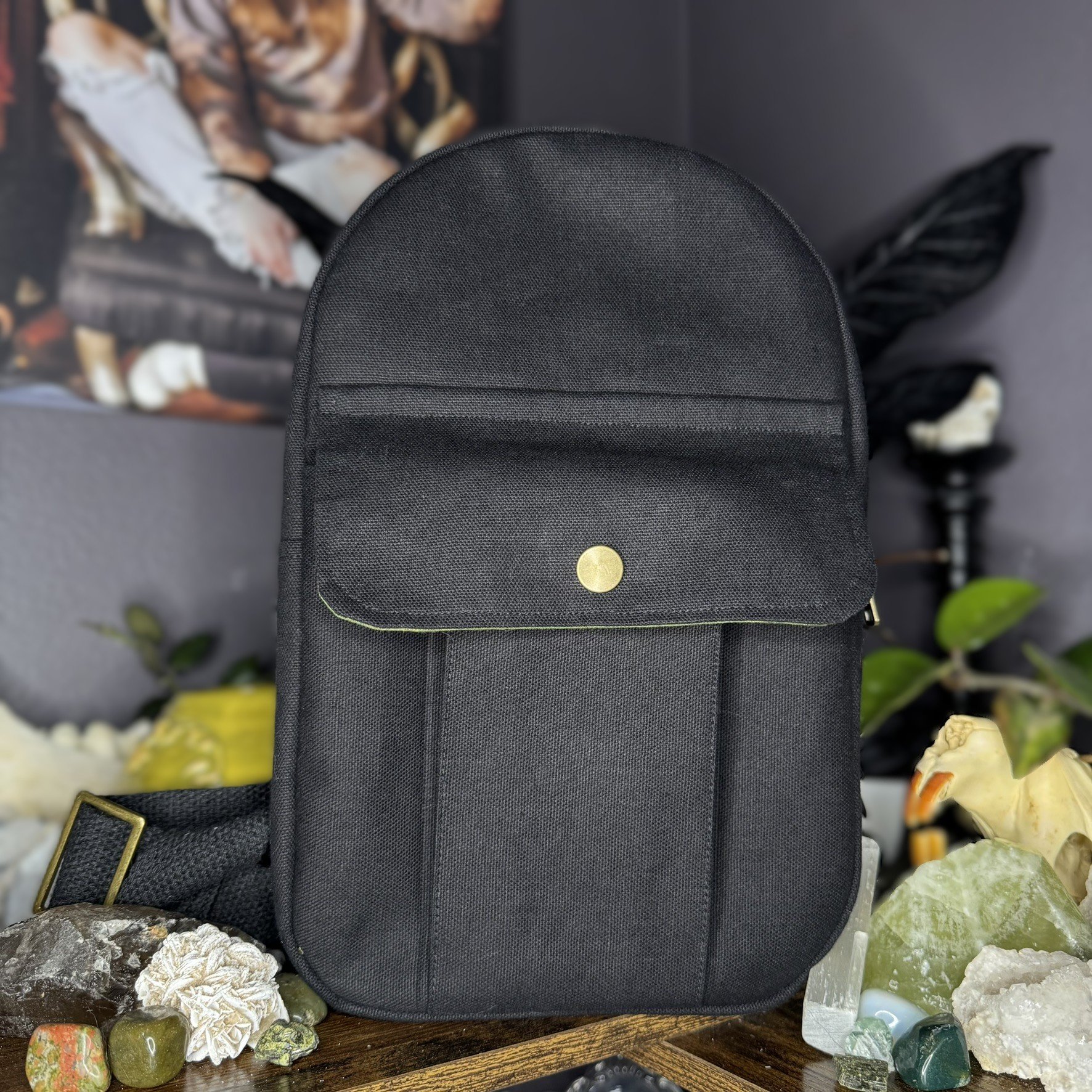 nephrite jade | sling backpack