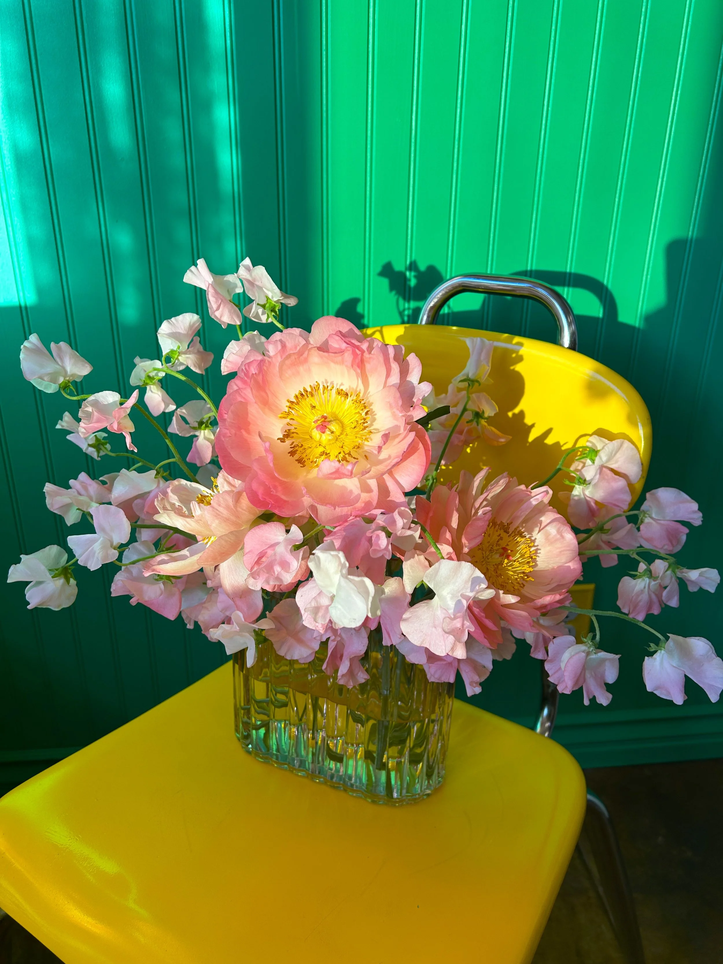 sweet pea arrangement