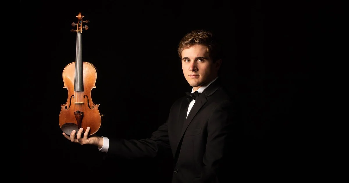 Pittsburgh Senior Pictures With Your Instrument - Awesome Idea!
