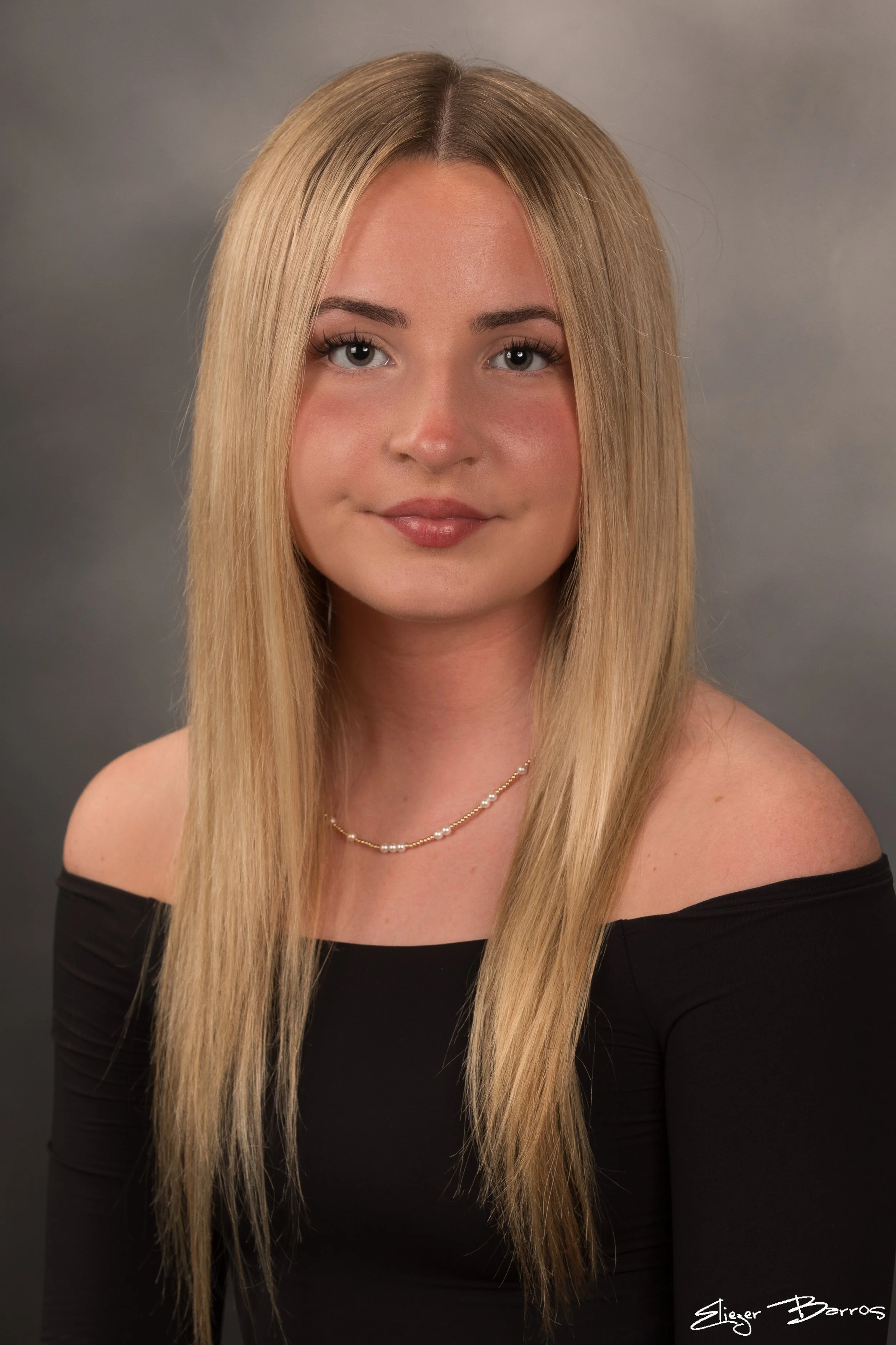 Studio senior yearbook pictures of a young woman in black dress Mt. Lebanon Pittsburgh