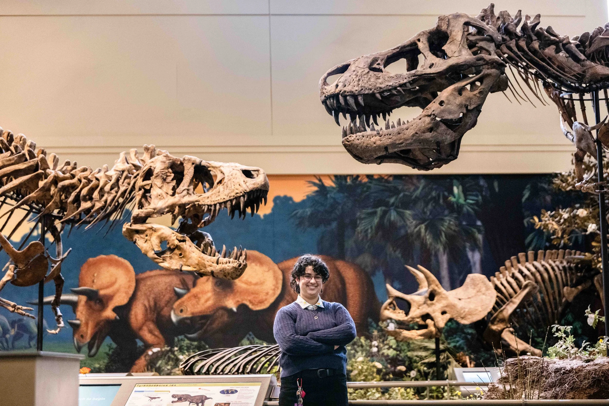 mt-lebanon-senior-pictures-museum-outdoor-oakland-pittsburgh-9.jpg