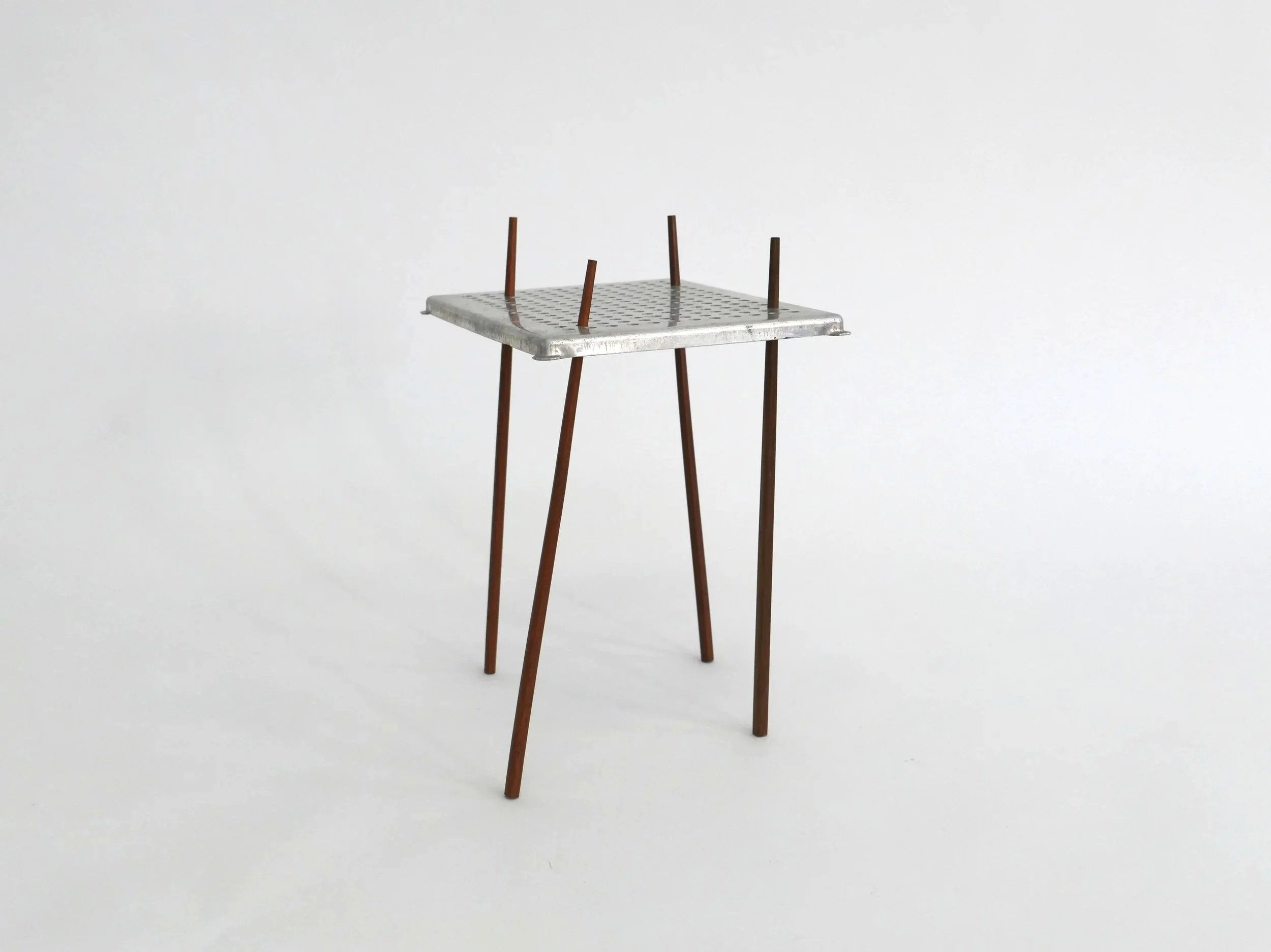Proposal Nr. 13, 2017, metal grid, chop sticks