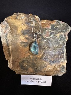 Shatuckite 023