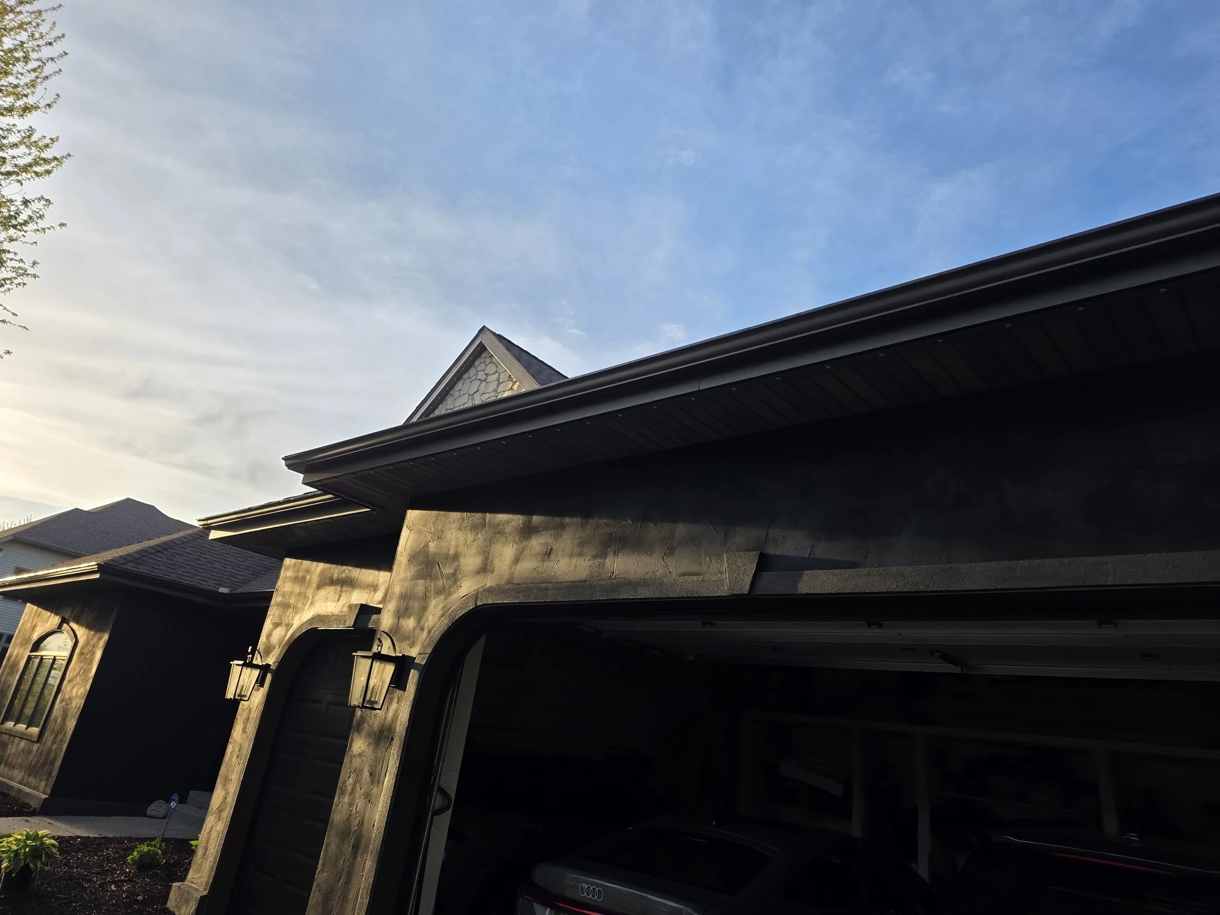 Gutter Installation in Madison, WI: What Homeowners Should Know Before Replacing Gutters