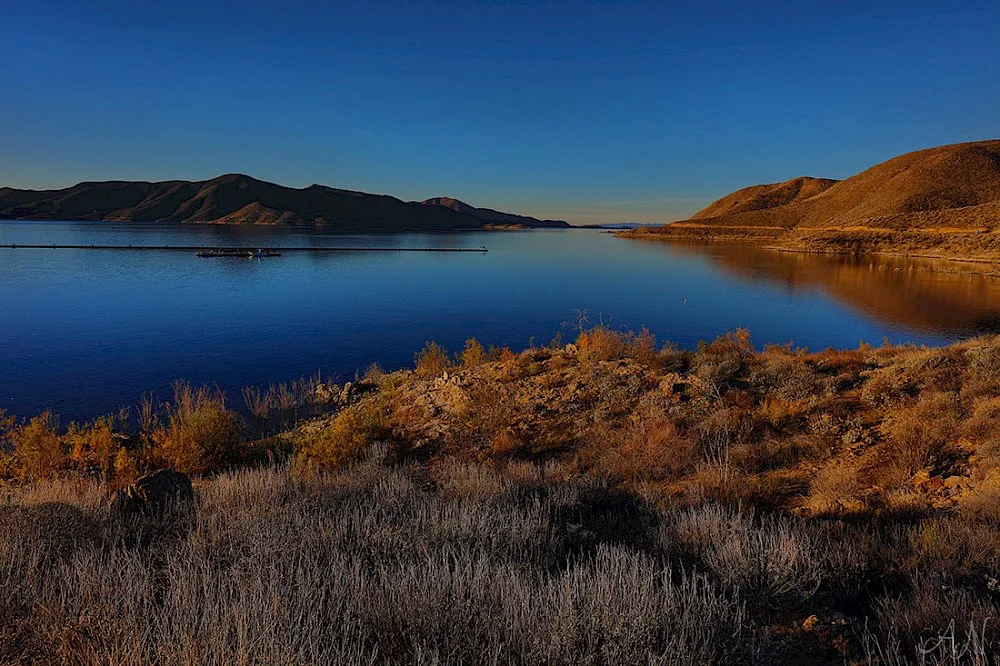 Diamond Valley Lake reservoir, Hemet CA — floating wave attenuator and marina design for Los Angeles Metropolitan Water District