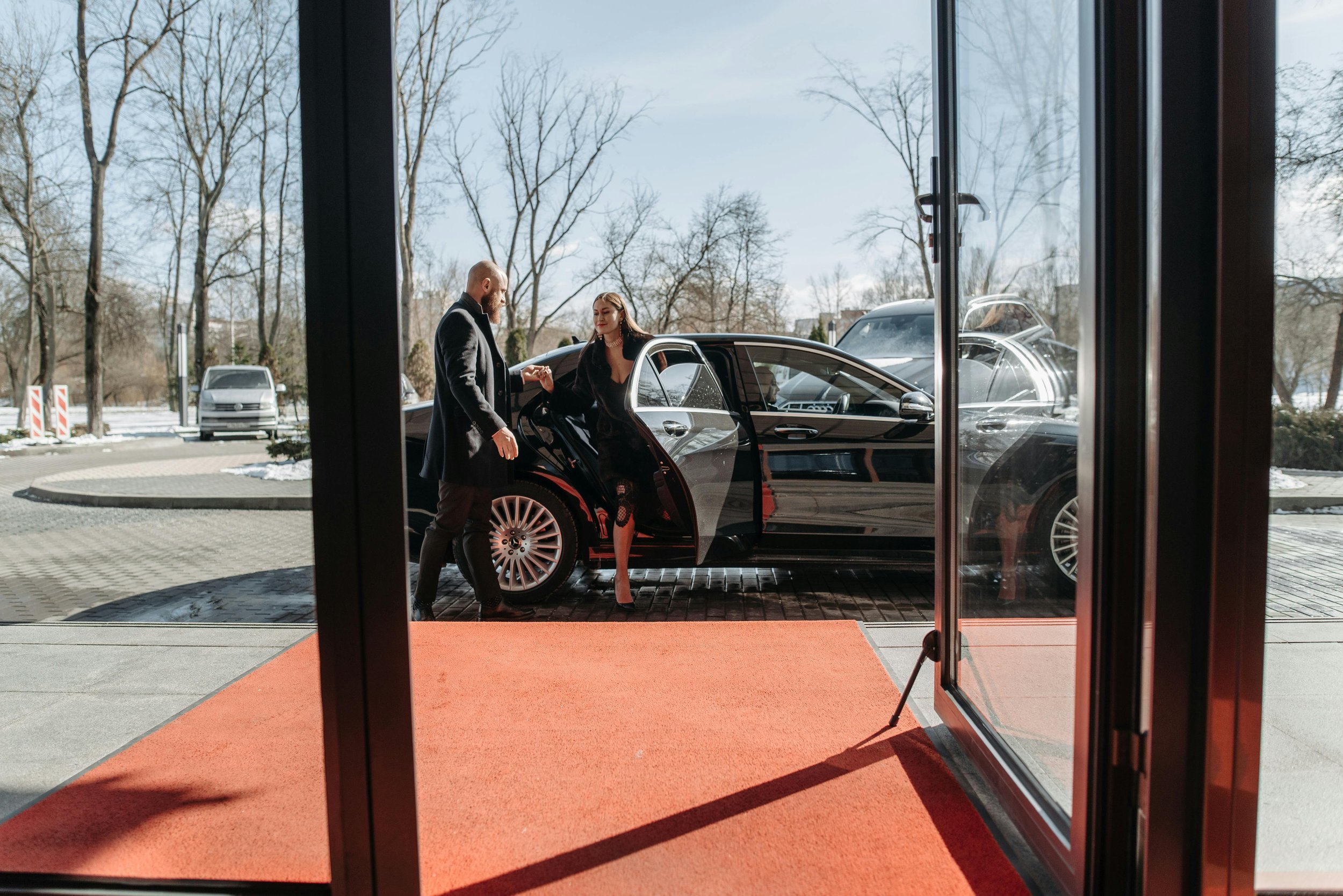 “Event valet parking staff coordinating guest drop-off at a private event in Spokane”

“Professional valet service managing traffic flow at a special event in Coeur d’Alene”

“Wedding and event valet parking services by Northwest Valet in the Inland