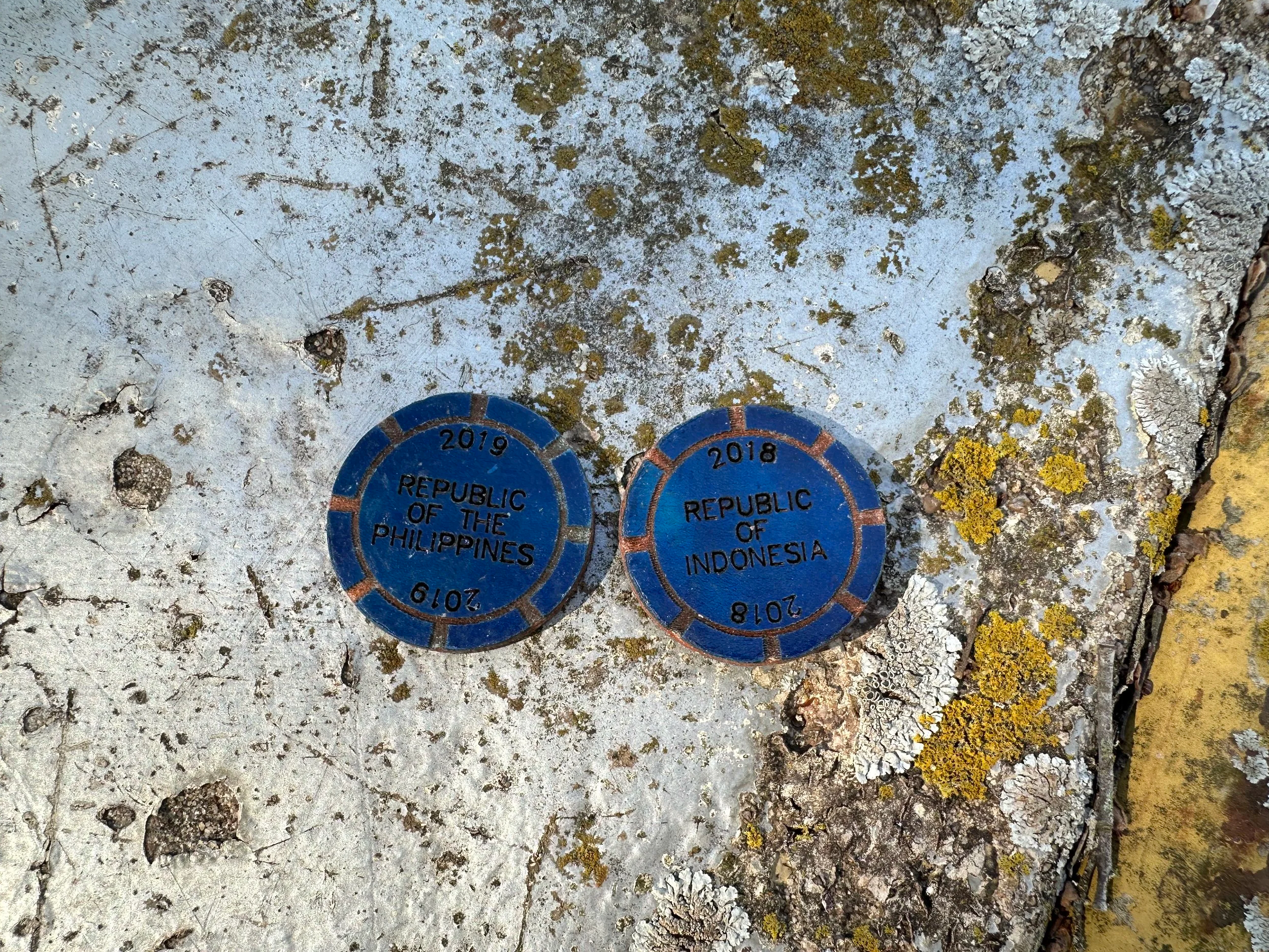 Australia/Oceania Travel Chips - Blue