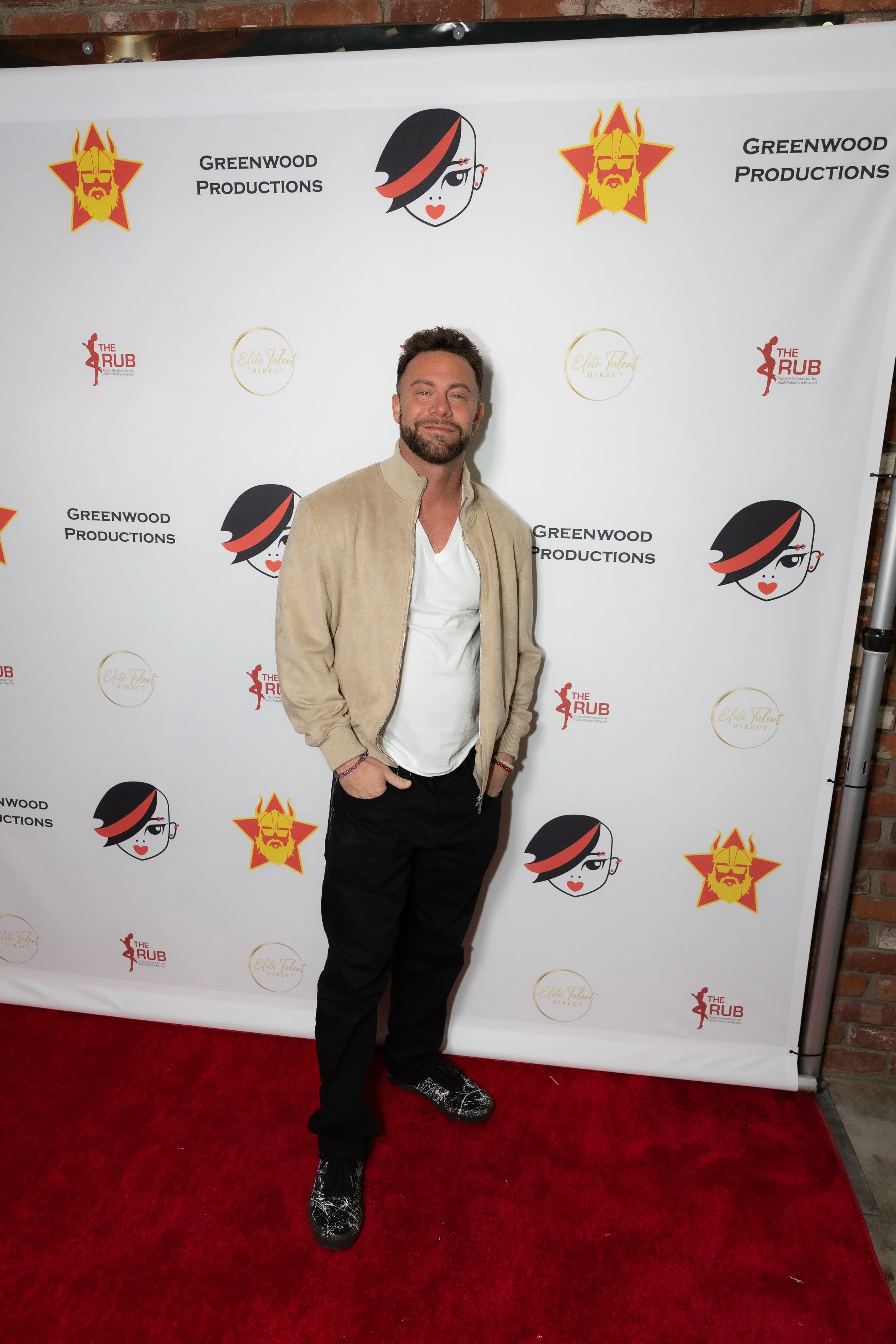 Ivantoy (97 of 175).jpg