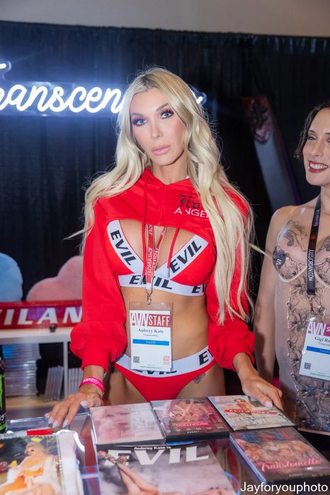 AVN Day 1 (48 of 633).jpg