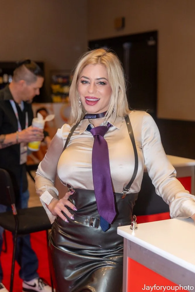 AVN Day 1 (8 of 633).jpg