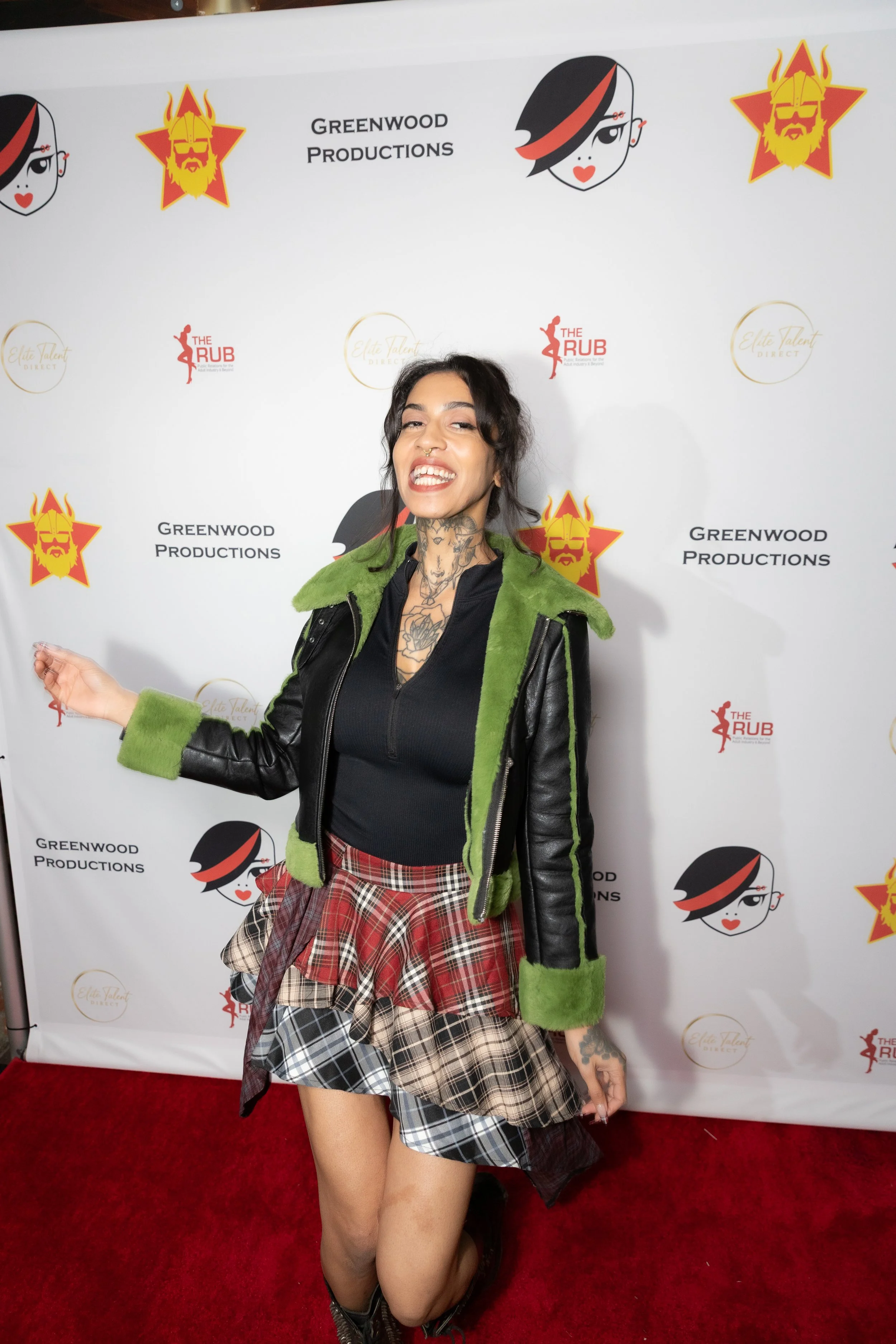 Ivantoy (122 of 175).jpg